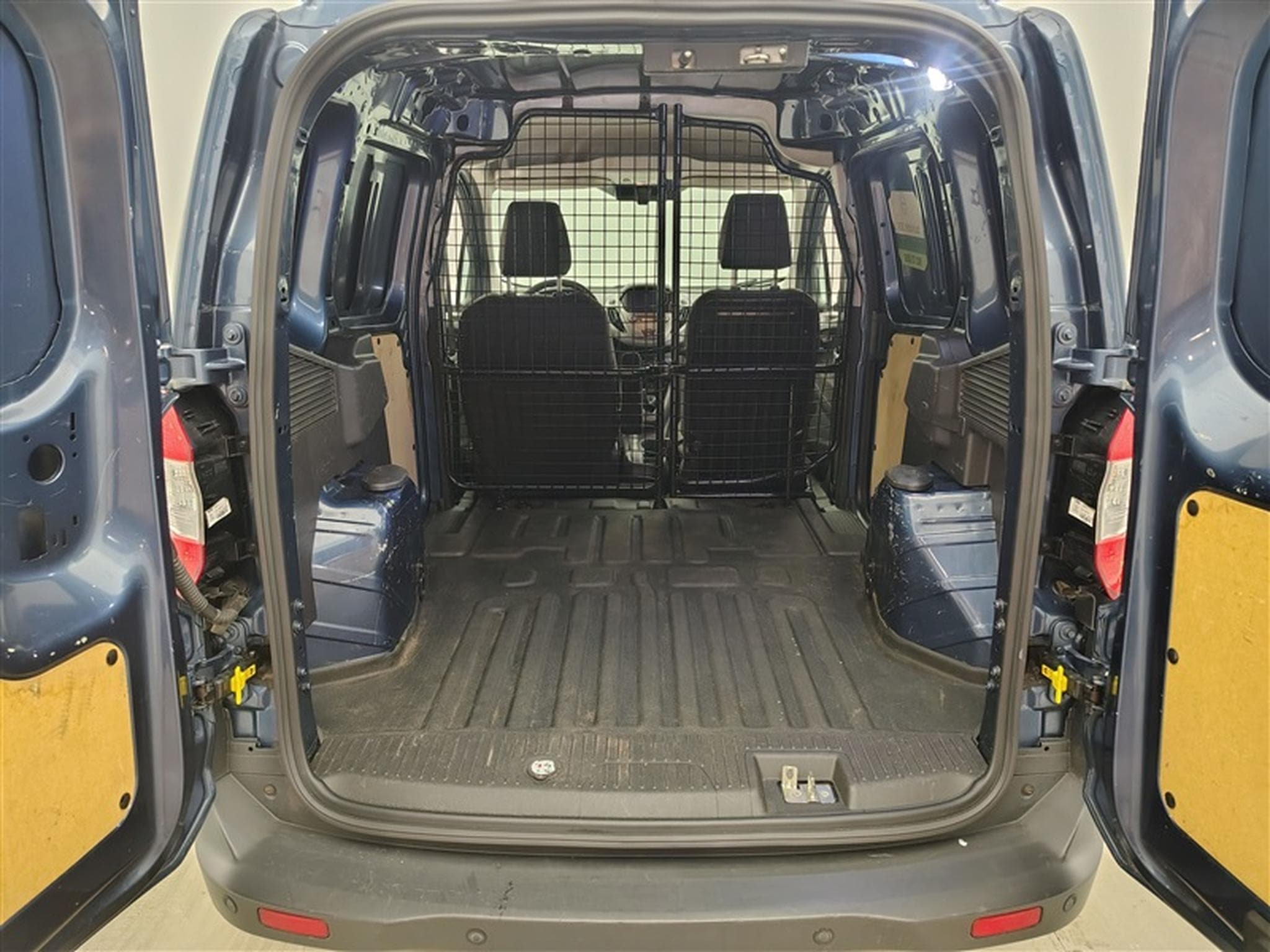 Ford Transit 1.0 EcoBoost Ambiente S/S (EU6d) (2021) - Photo 14