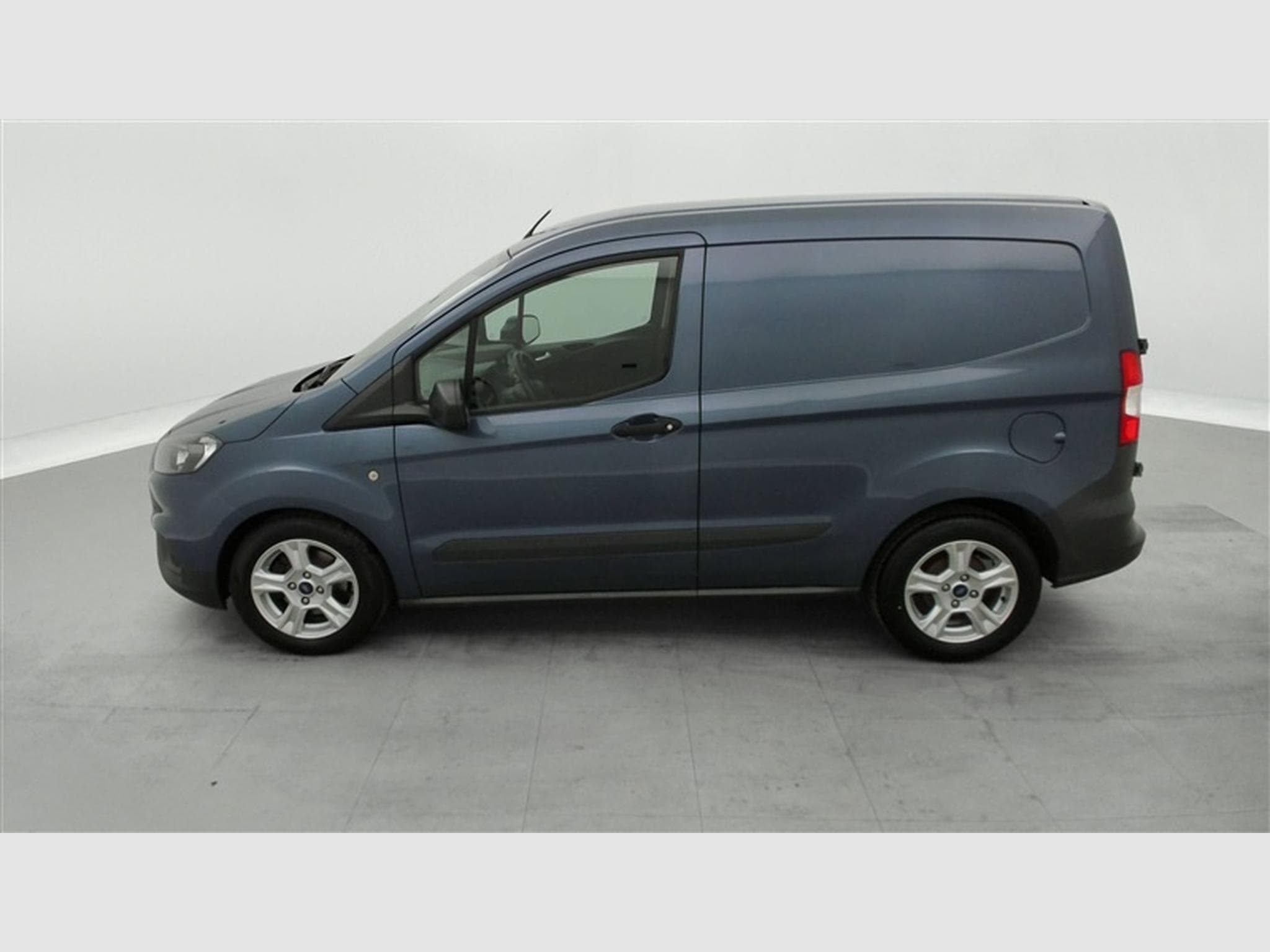 Ford Transit 1.0 EcoBoost Ambiente S/S (EU6d) (2021) - Photo 3
