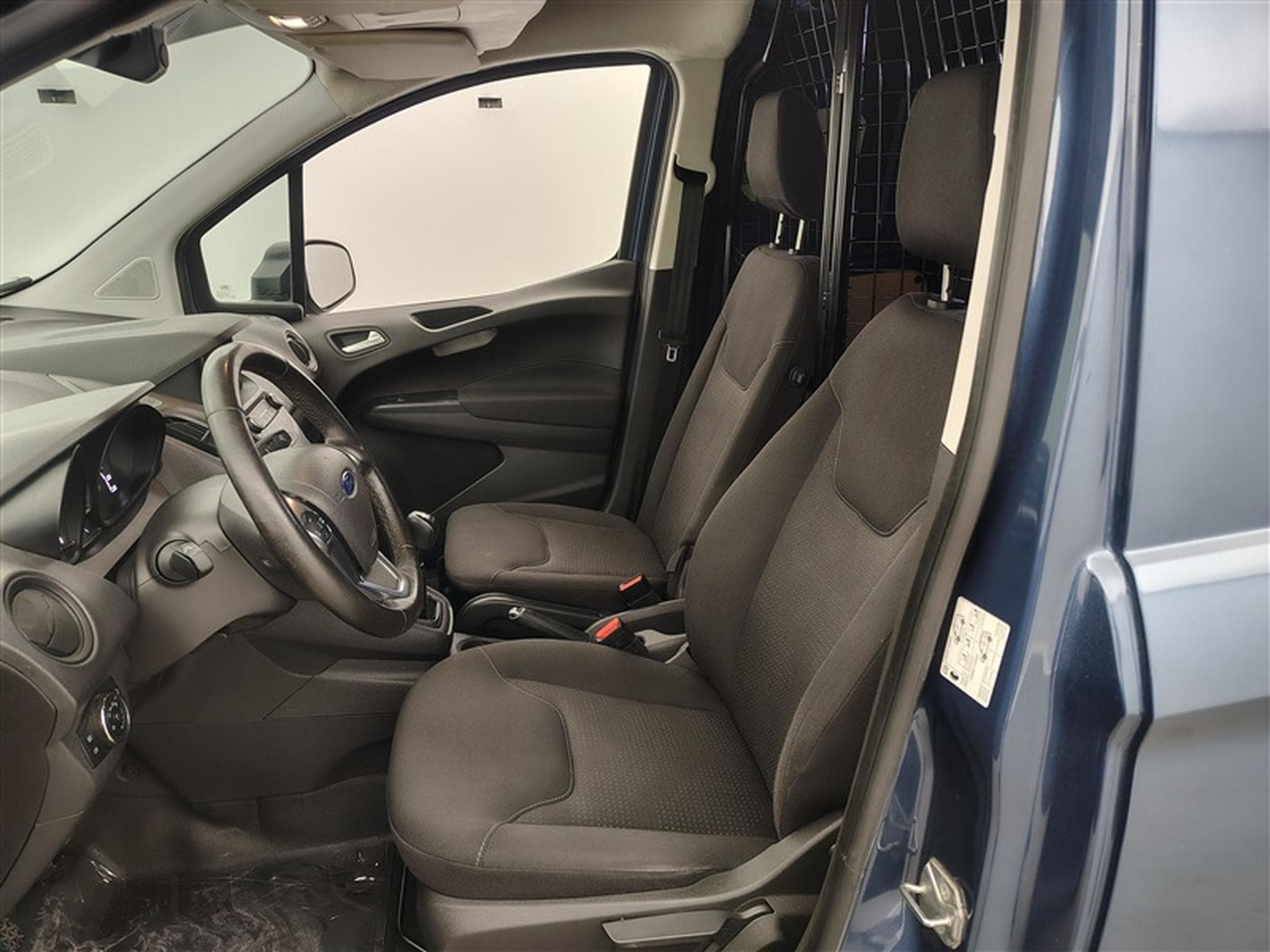 Ford Transit 1.0 EcoBoost Ambiente S/S (EU6d) (2021) - Photo 7