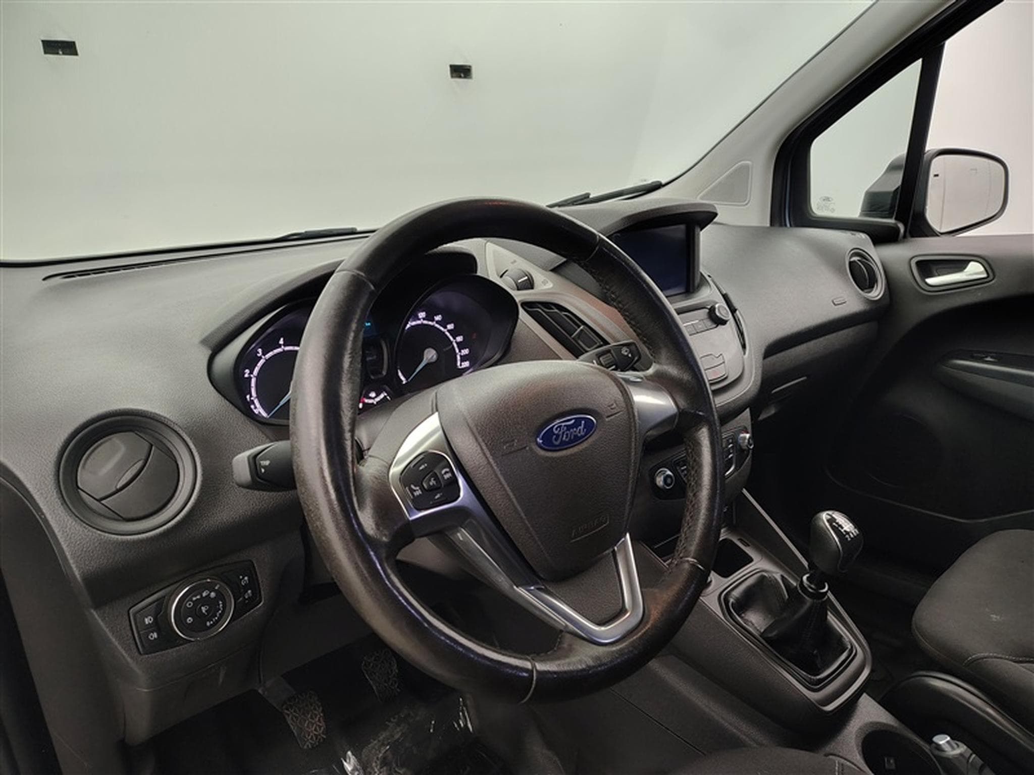 Ford Transit 1.0 EcoBoost Ambiente S/S (EU6d) (2021) - Photo 8