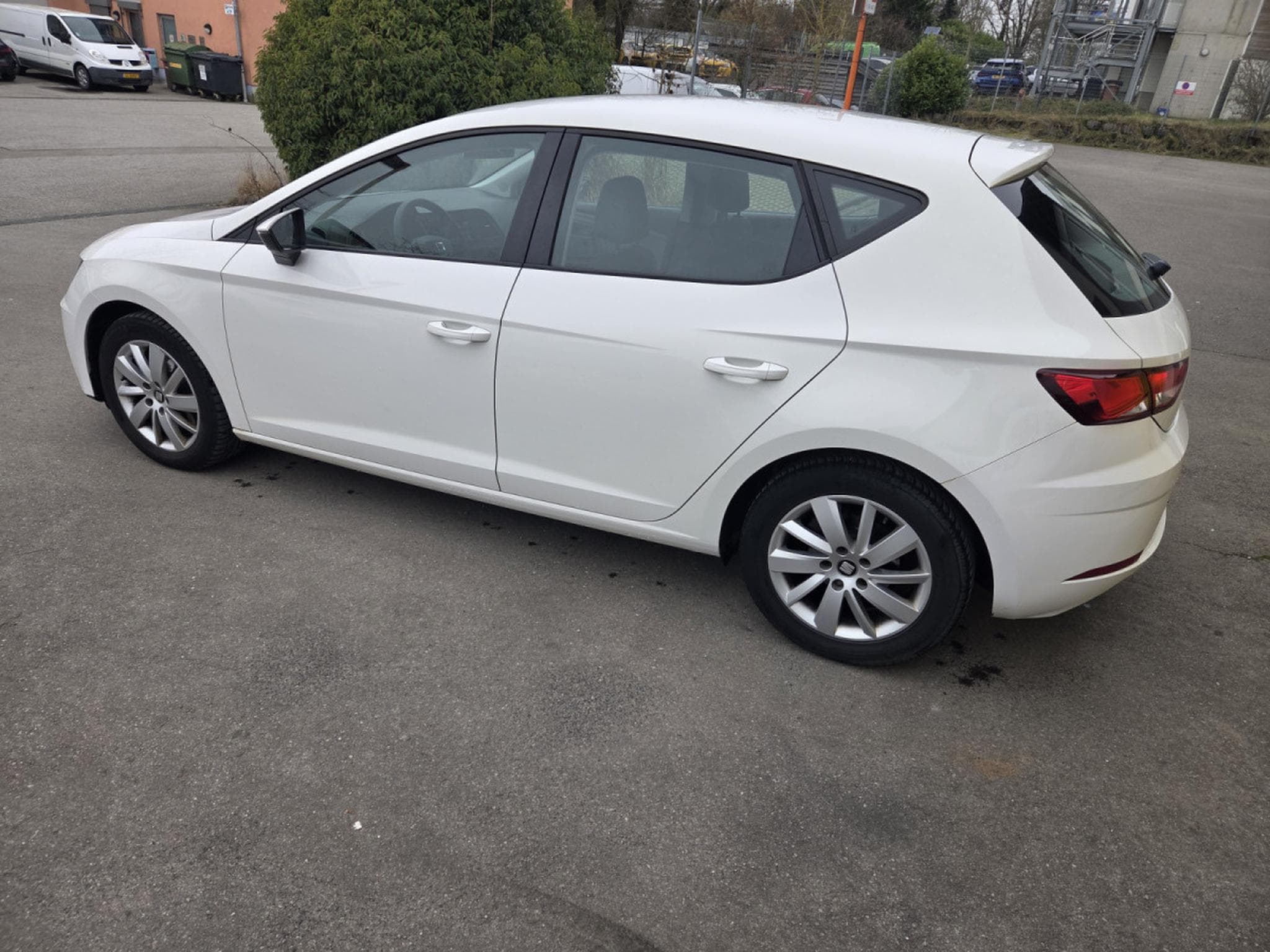 Seat Leon 1.6 Tdi 115 CV Garantie 12 Mois (2018) - Photo 3