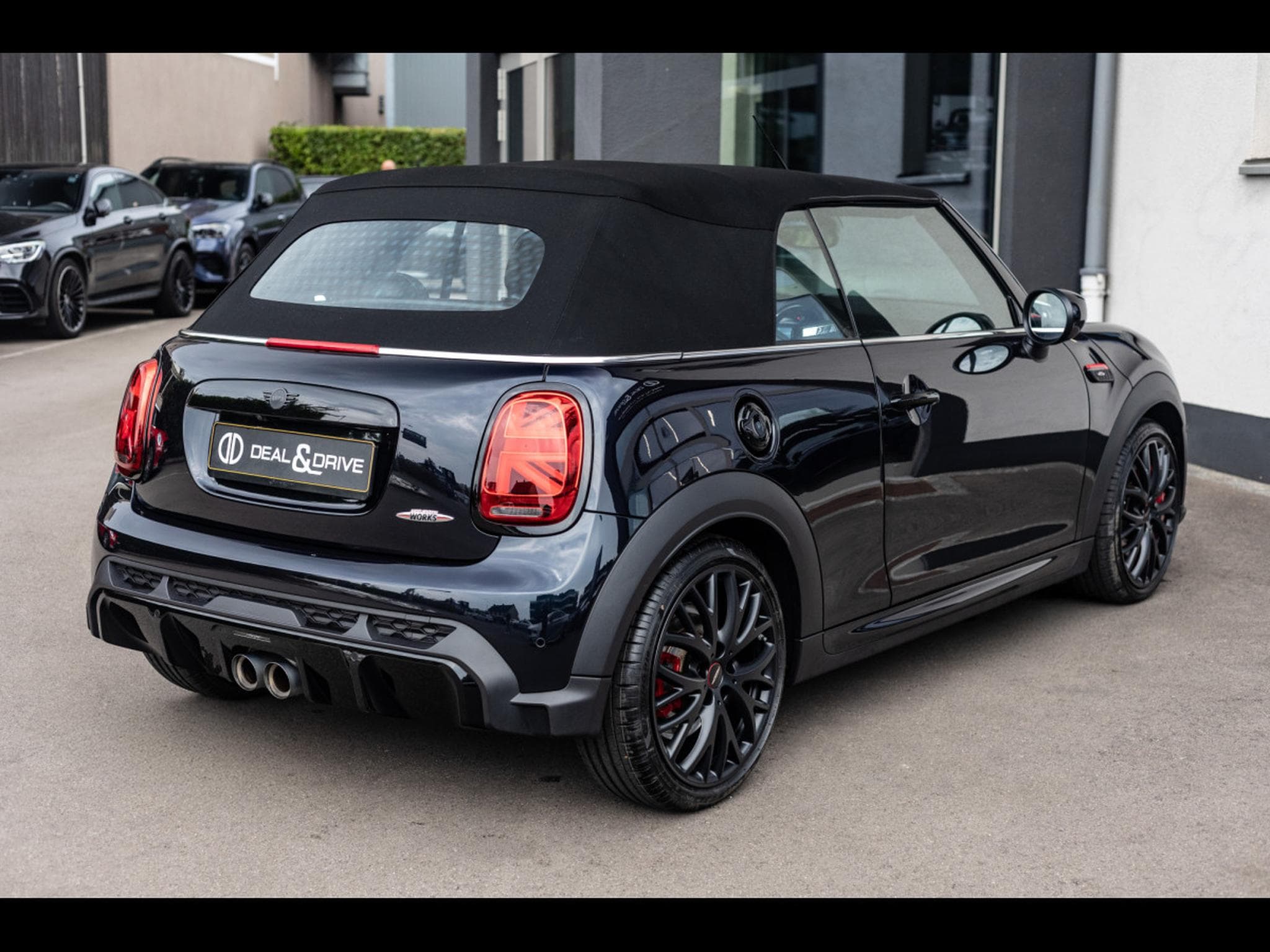 Mini Cooper John Cooper Works Cabriolet AUTO (2022) - Photo 17
