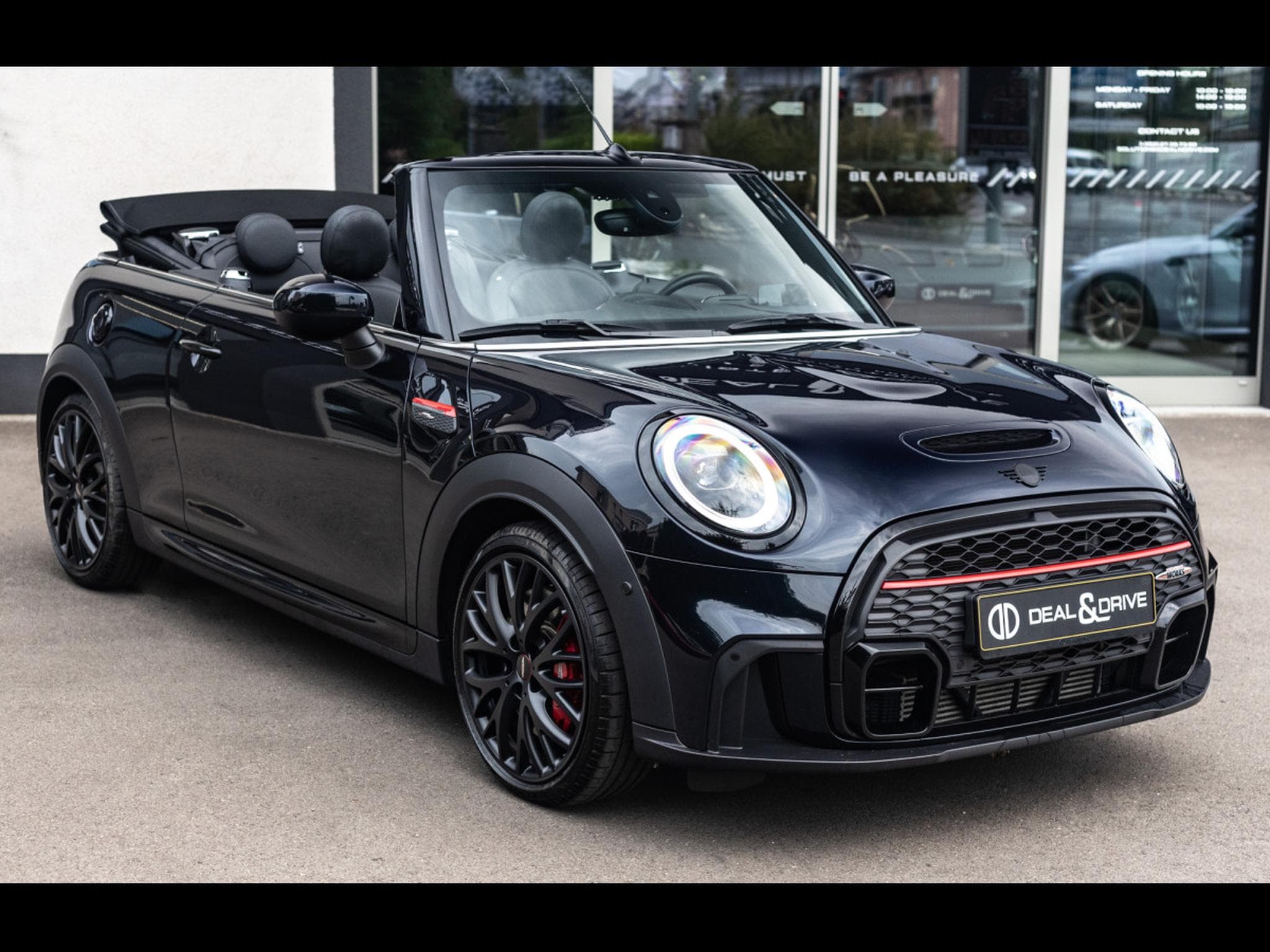 Mini Cooper John Cooper Works Cabriolet AUTO (2022) - Photo 6