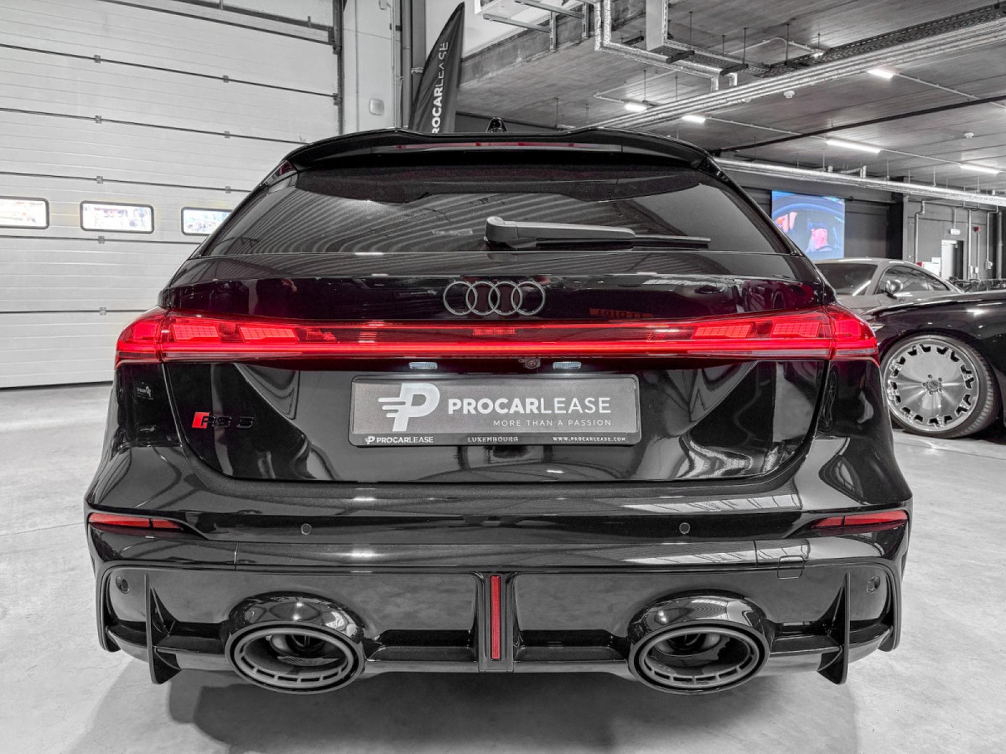 Audi RS5 Audi RS5 Avant Performance Facelift – Carbone_Céramique – RS (2026) - Photo 15