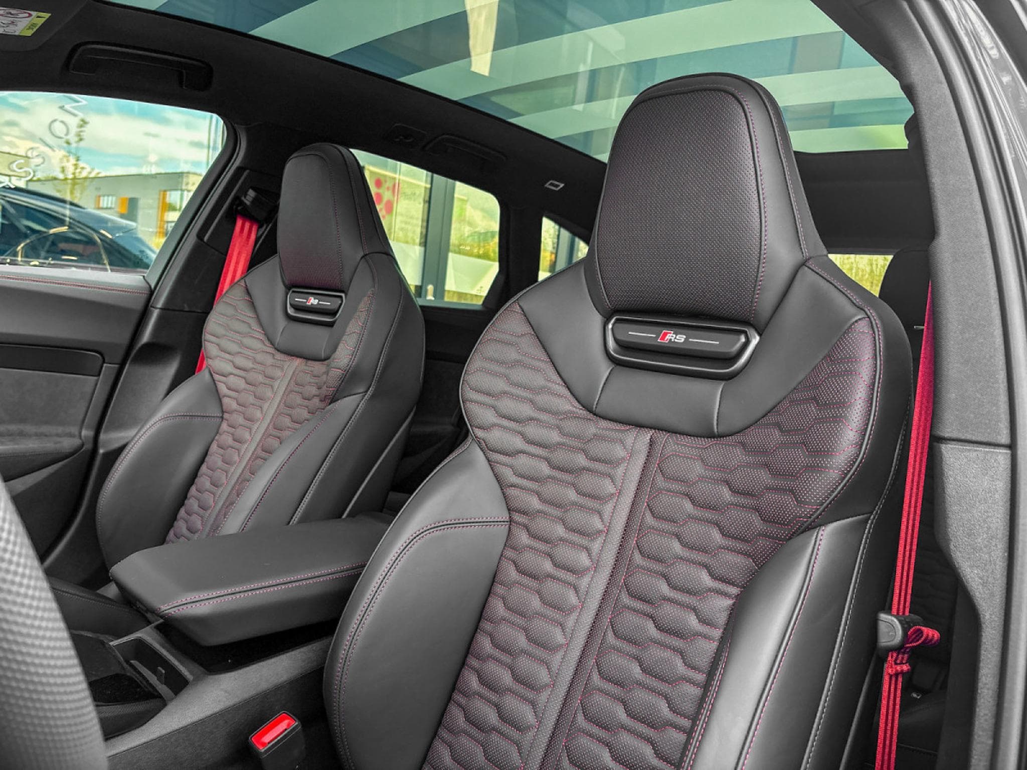 Audi RS5 Audi RS5 Avant Performance Facelift – Carbone_Céramique – RS (2026) - Photo 20
