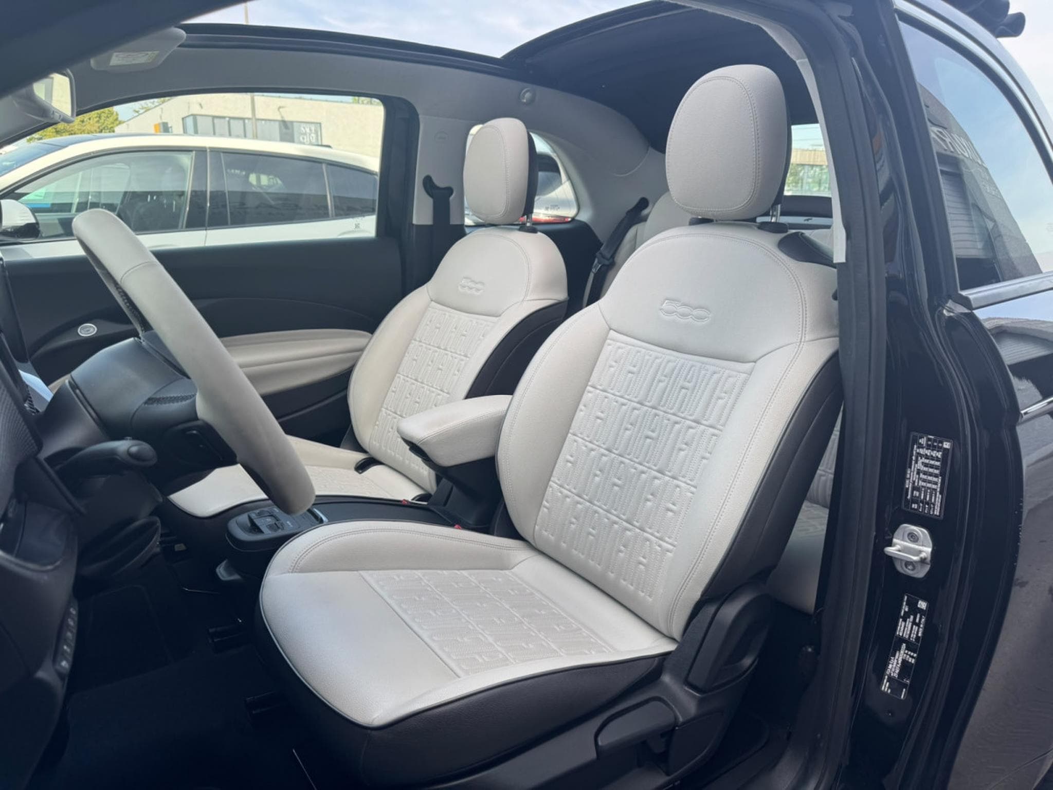 Fiat 500 500 e La Prima/Cabriolet/Camera/Cuir/LED (2022) - Photo 12