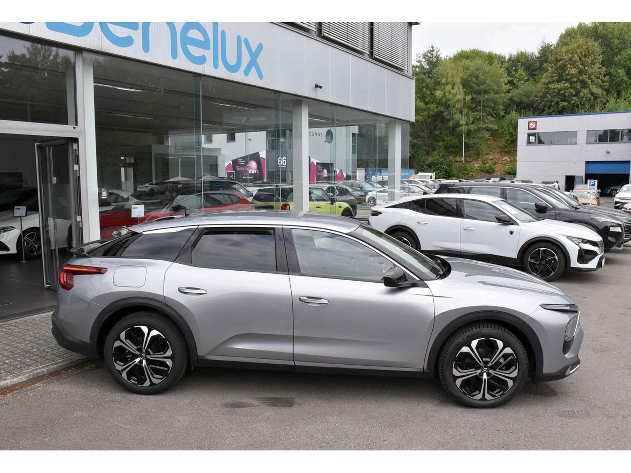 Citroën C5 X 1.2 130 PLUS EAT8 CUIR ACC HUD LANE 1° MAIN (2024) - Foto 3