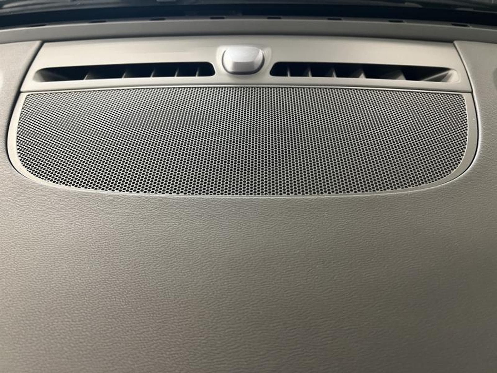 Volvo XC40 Core (2024) - Photo 14