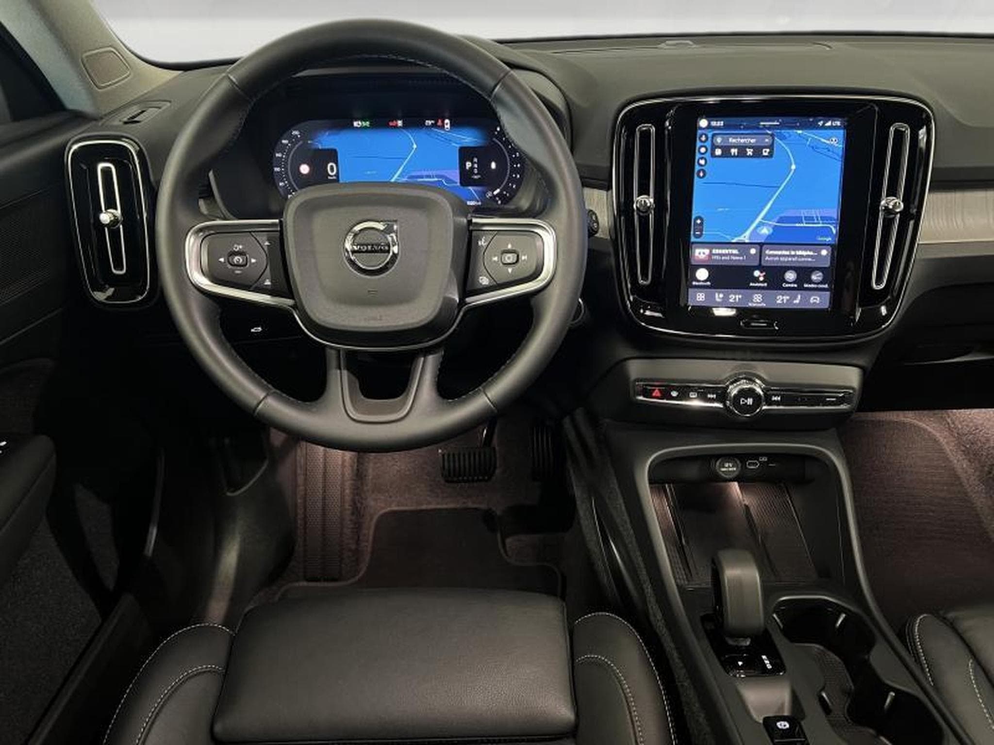 Volvo XC40 Core (2025) - Photo 14