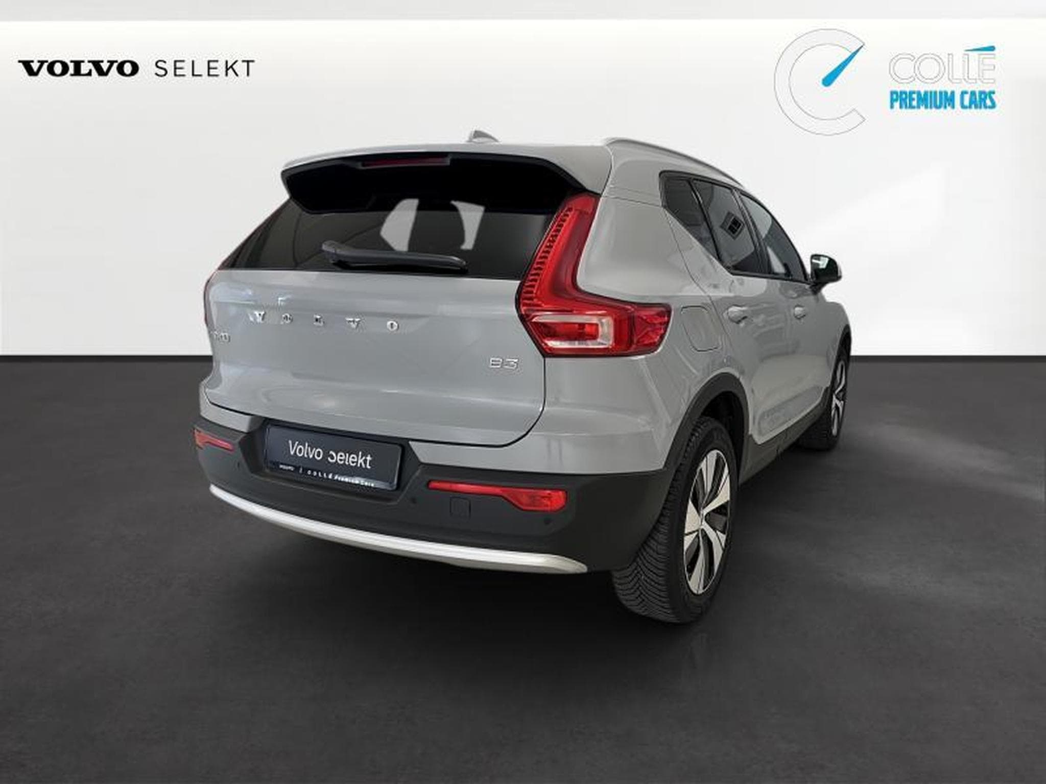 Volvo XC40 Core (2025) - Photo 6