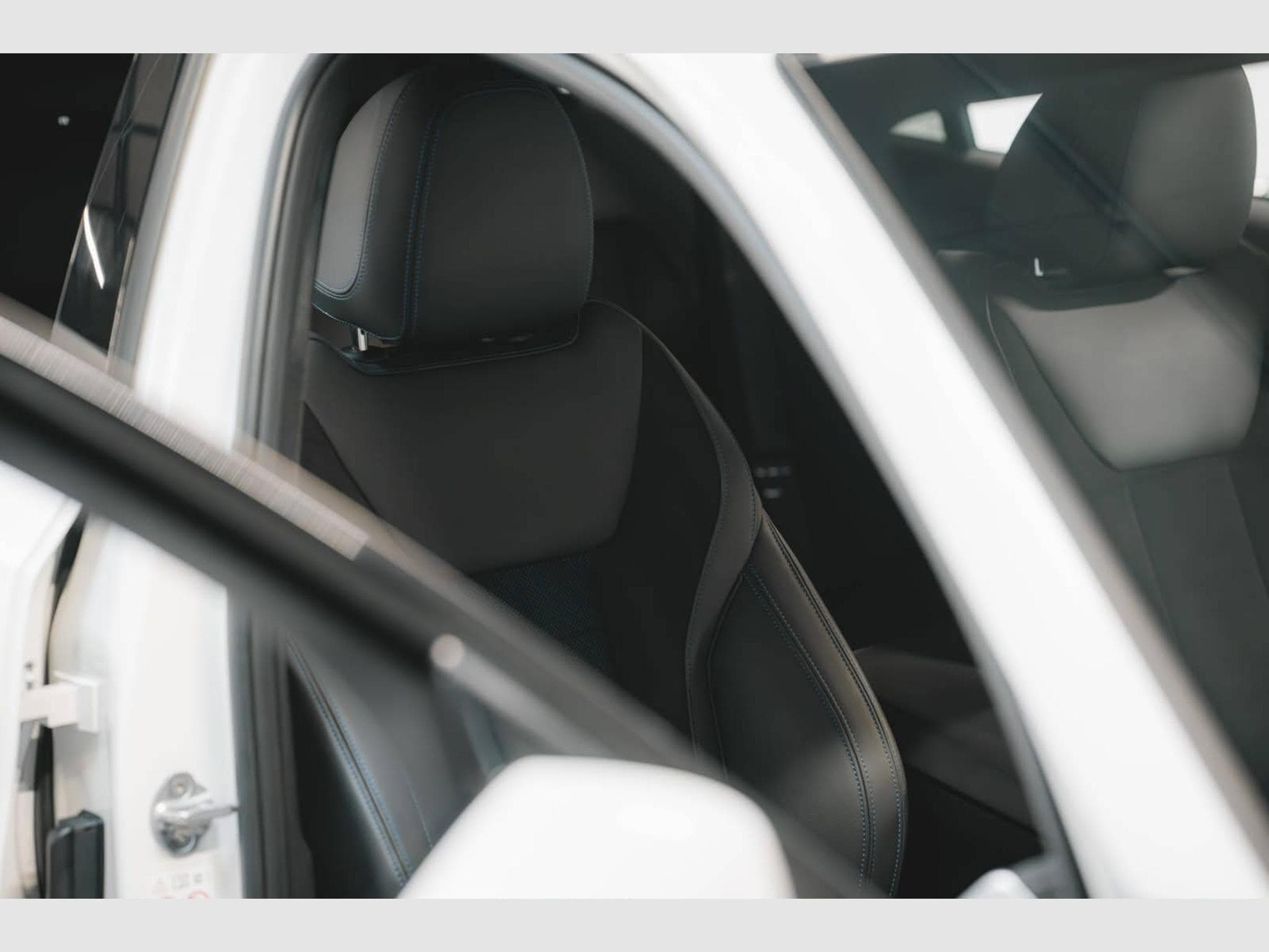 BMW Série 3 330 i xDrive M Sport – 1ère Main – Suivi BMW (2020) - Photo 29