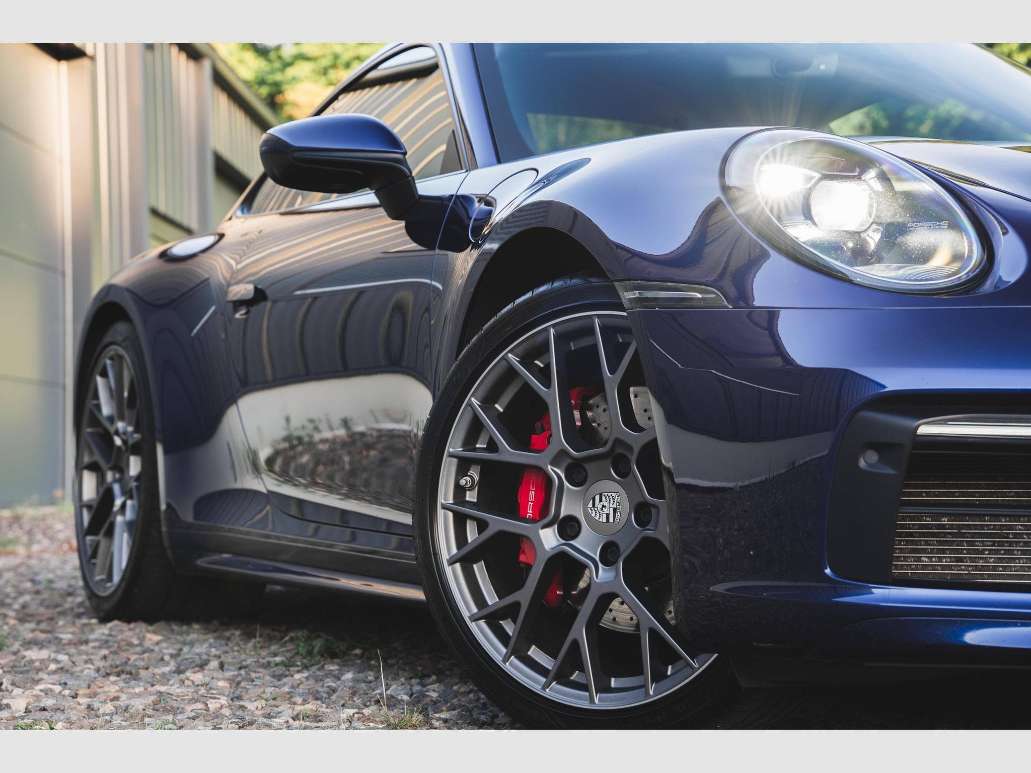 Porsche 911 Carrera 4S - SportDesign – Toit Carbone – Bleu Gentiane – Ap (2019) - Foto 3