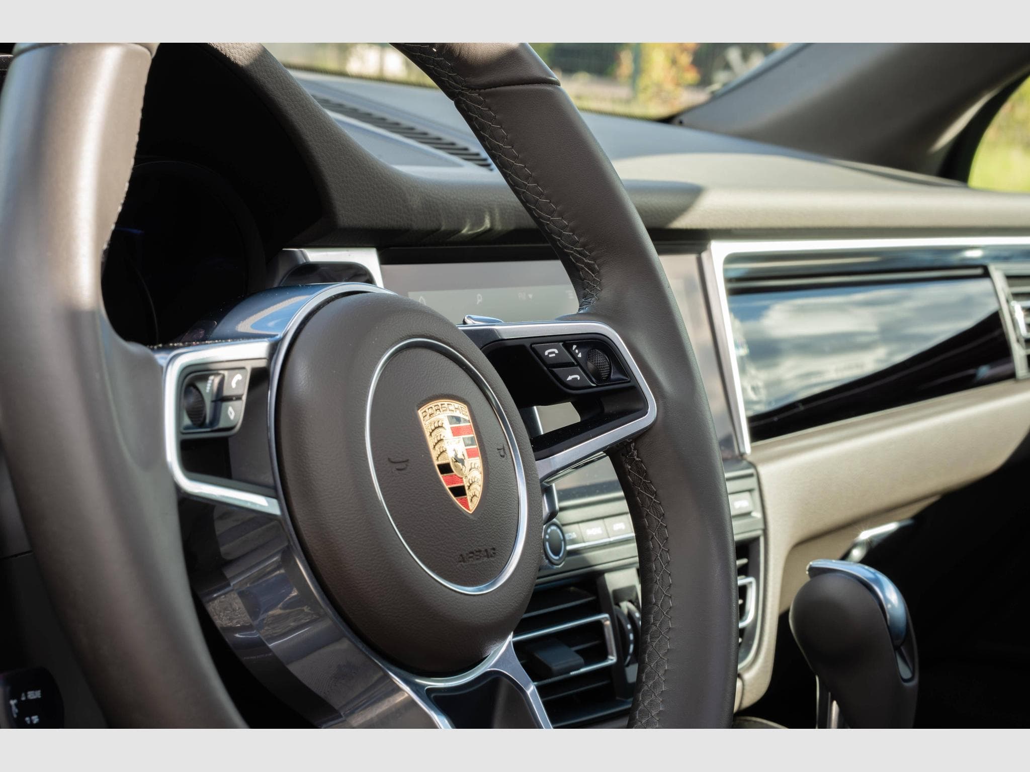 Porsche Macan S 3.0 V6 354ch – 1ère Main, Très Belle Configuration, Malus (2019) - Foto 21