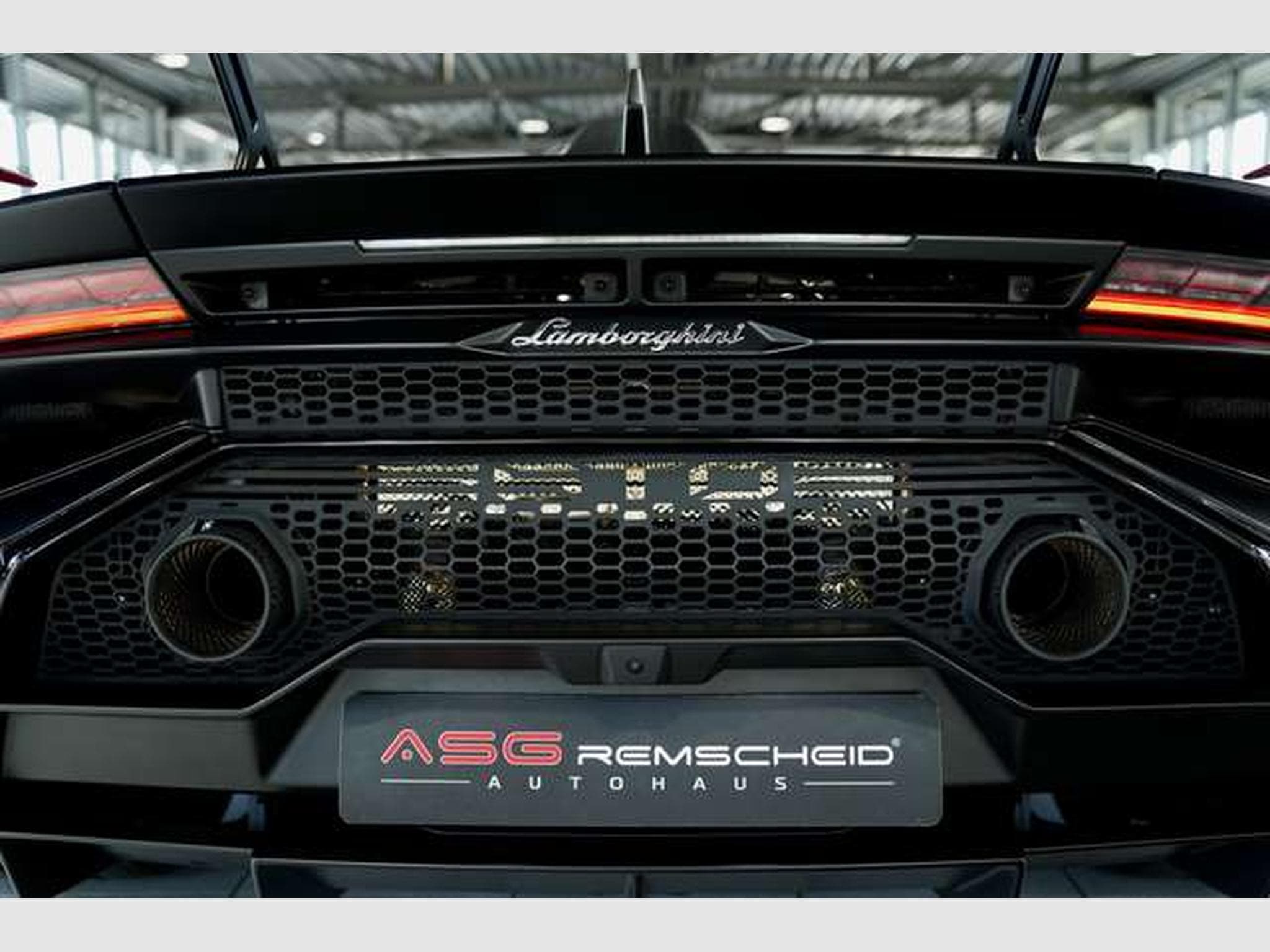 Lamborghini Huracán STO *2.Hand *LIFT *Kamera *Nero-Nemesis (2023) - Foto 13