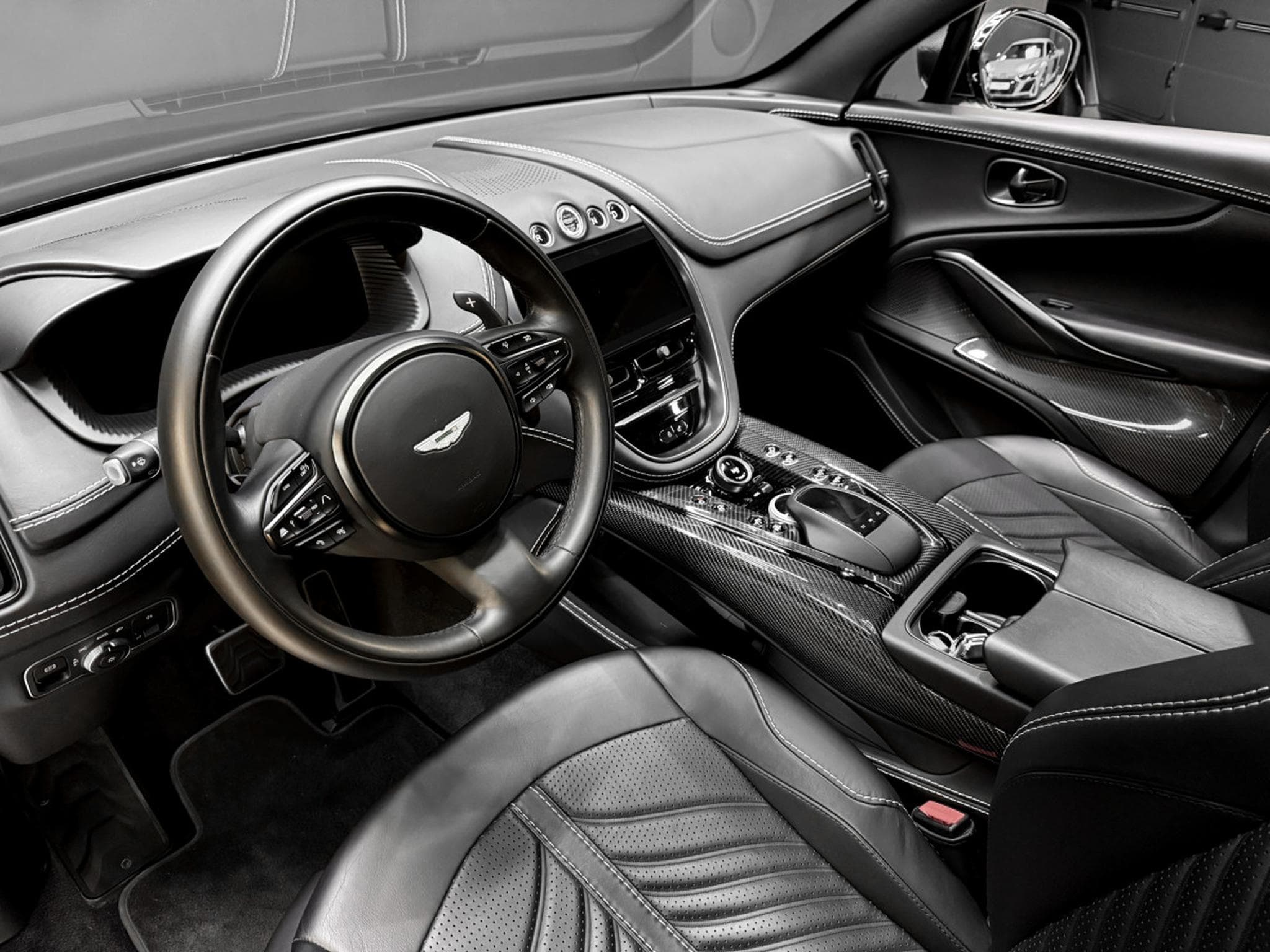 Aston-Martin DBX 707 (2022) - Foto 14