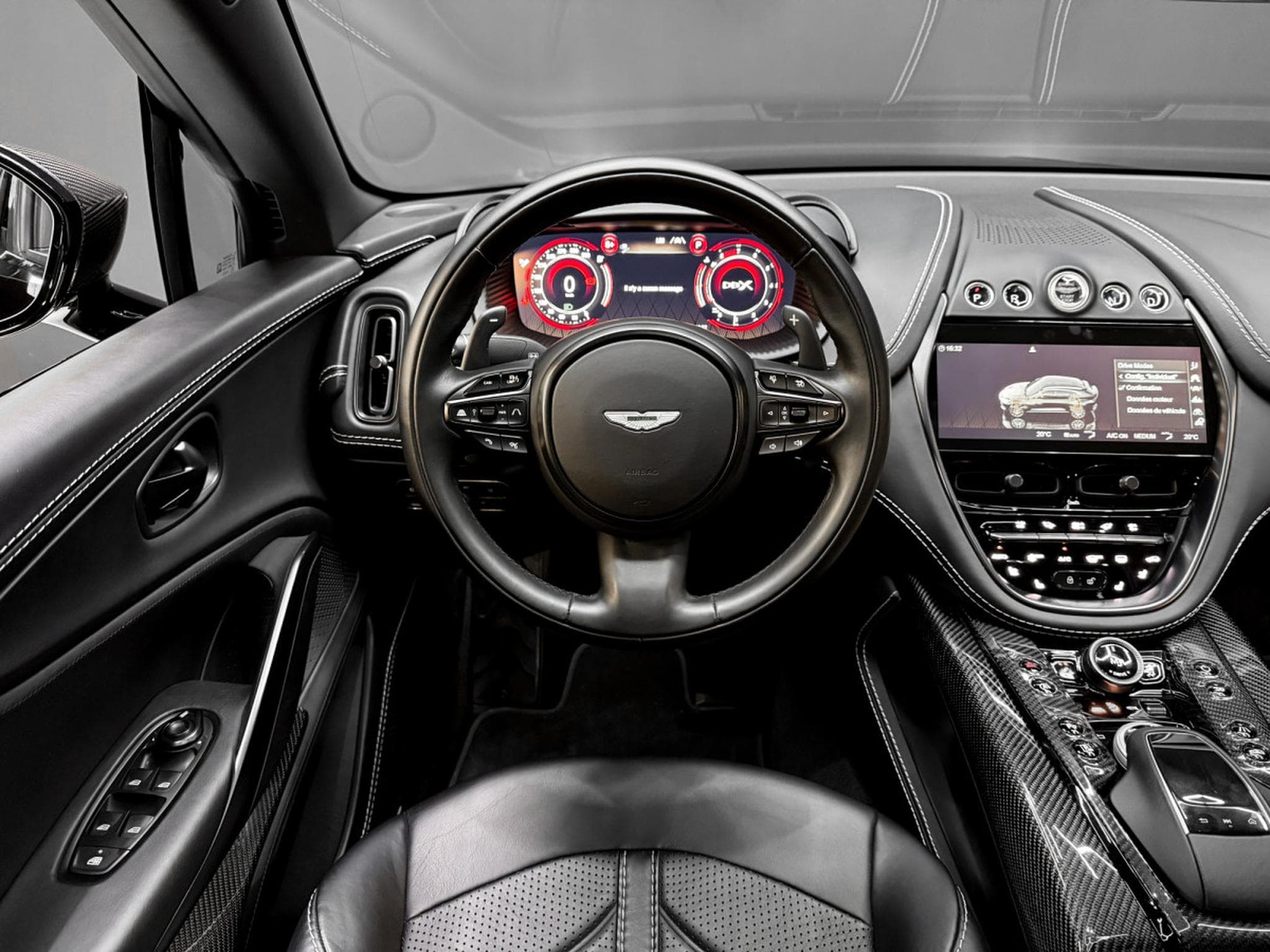 Aston-Martin DBX 707 (2022) - Foto 16