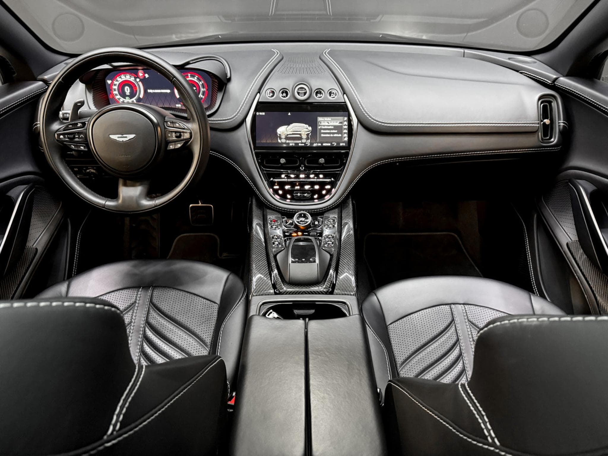 Aston-Martin DBX 707 (2022) - Foto 17