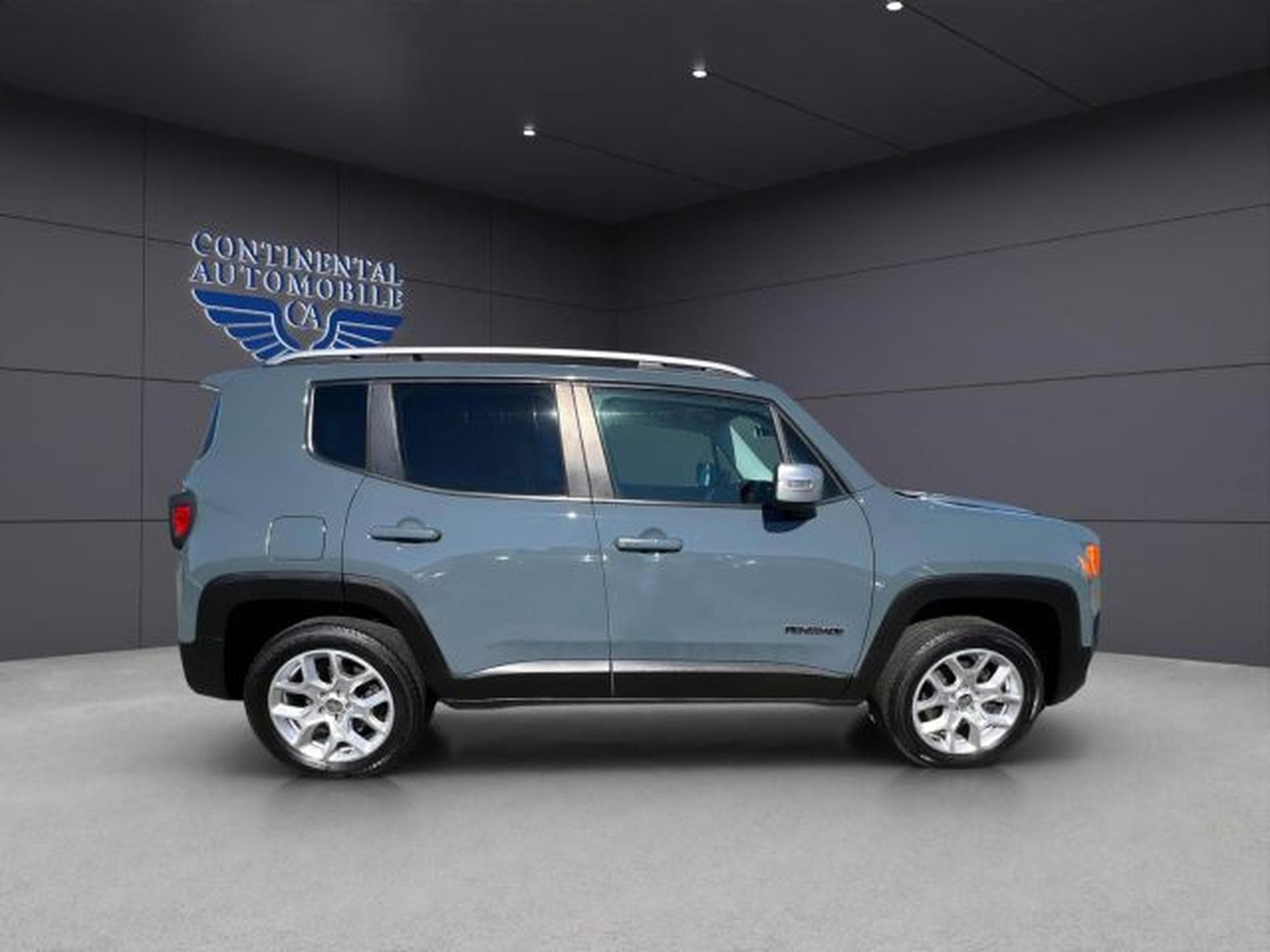 Jeep Renegade Renegade Limited Adventure Edition 4WD Klima (2016) - Photo 6