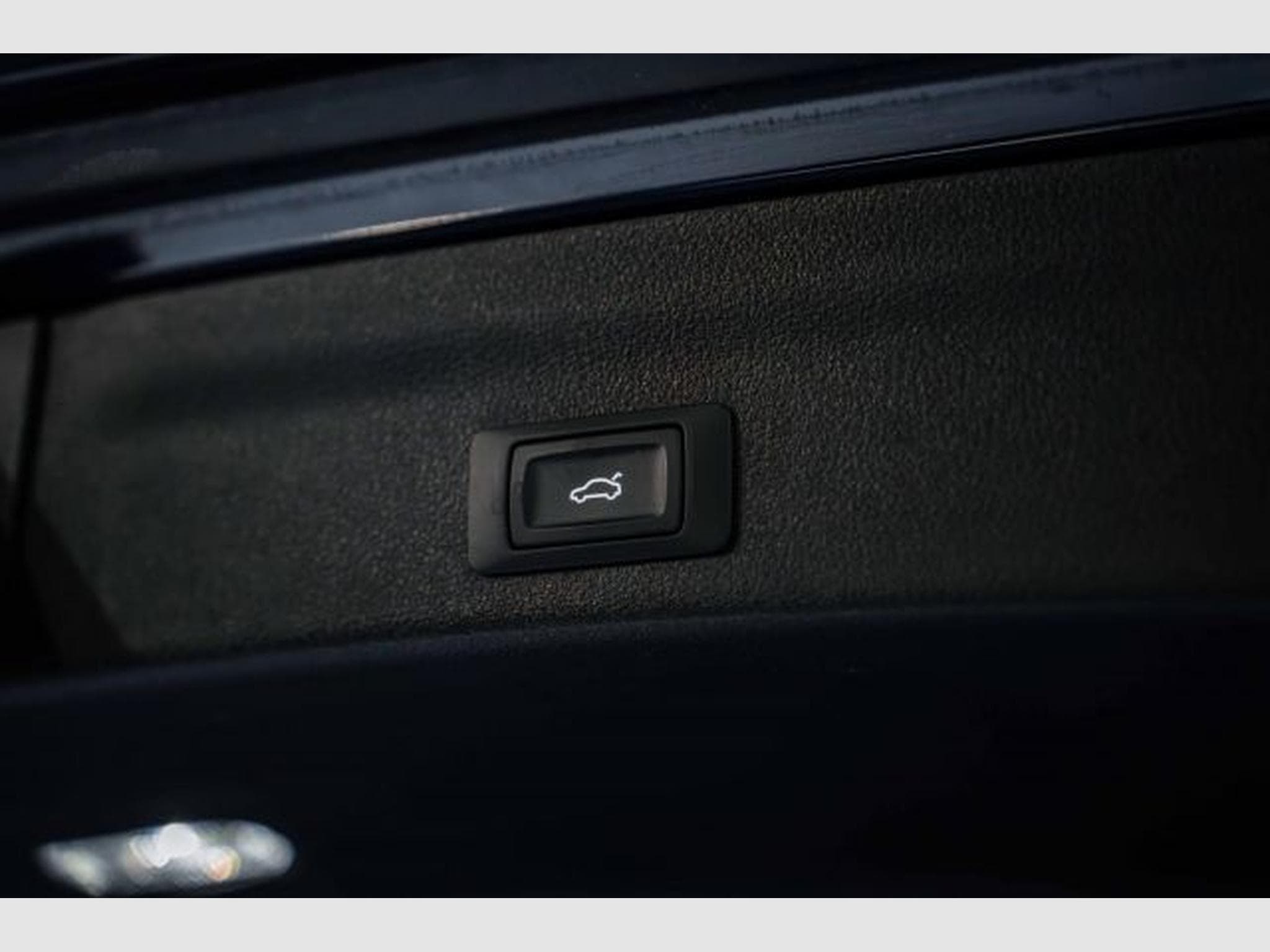 Audi A6 A6 Avant 40 TDI S-Line Sport Plus NAVI HuD STHZG (2023) - Photo 15