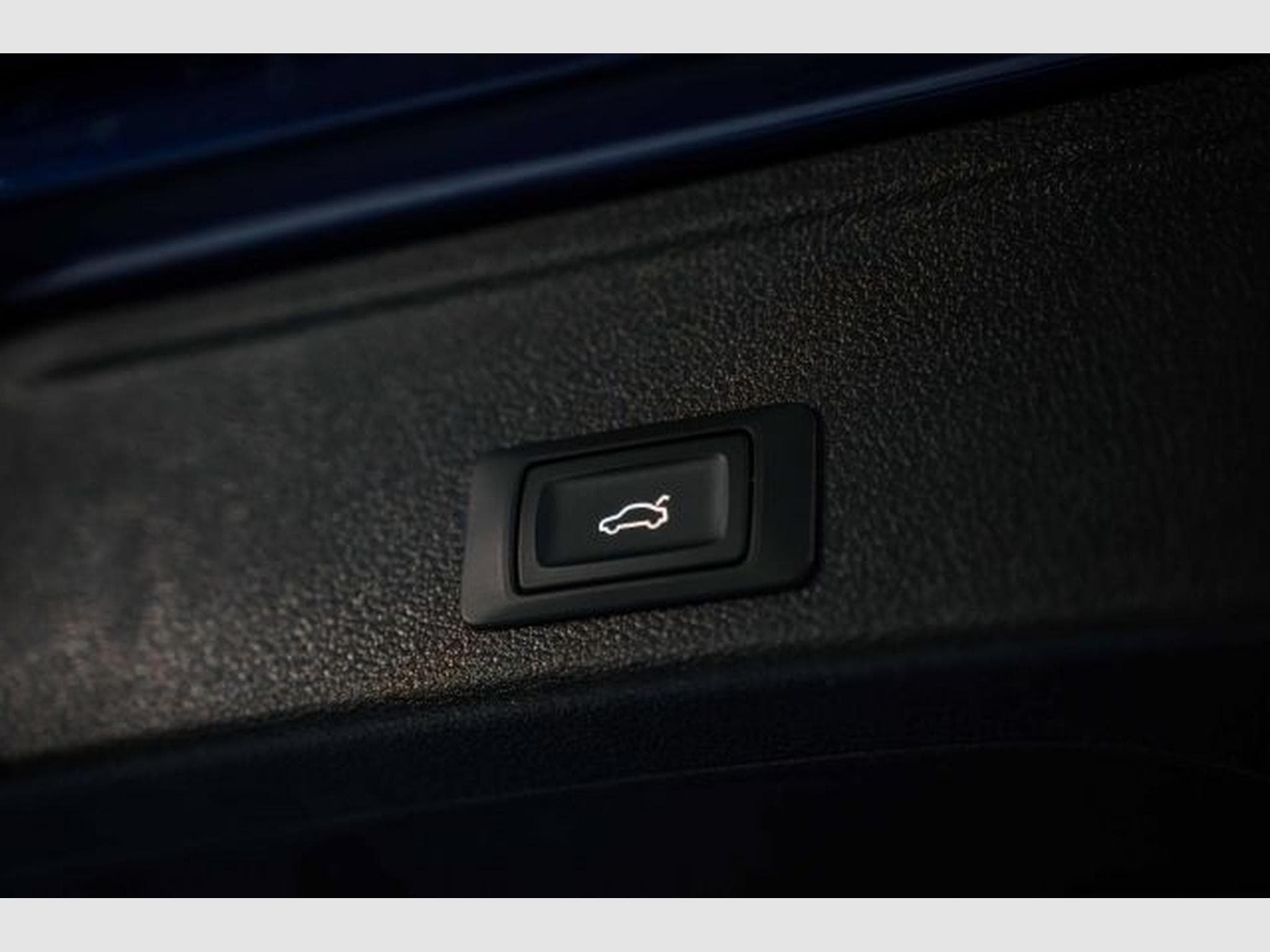 Audi A4 A4 Avant 40 TDI quattro S-Line S-tron LED STAHZG (2023) - Photo 15