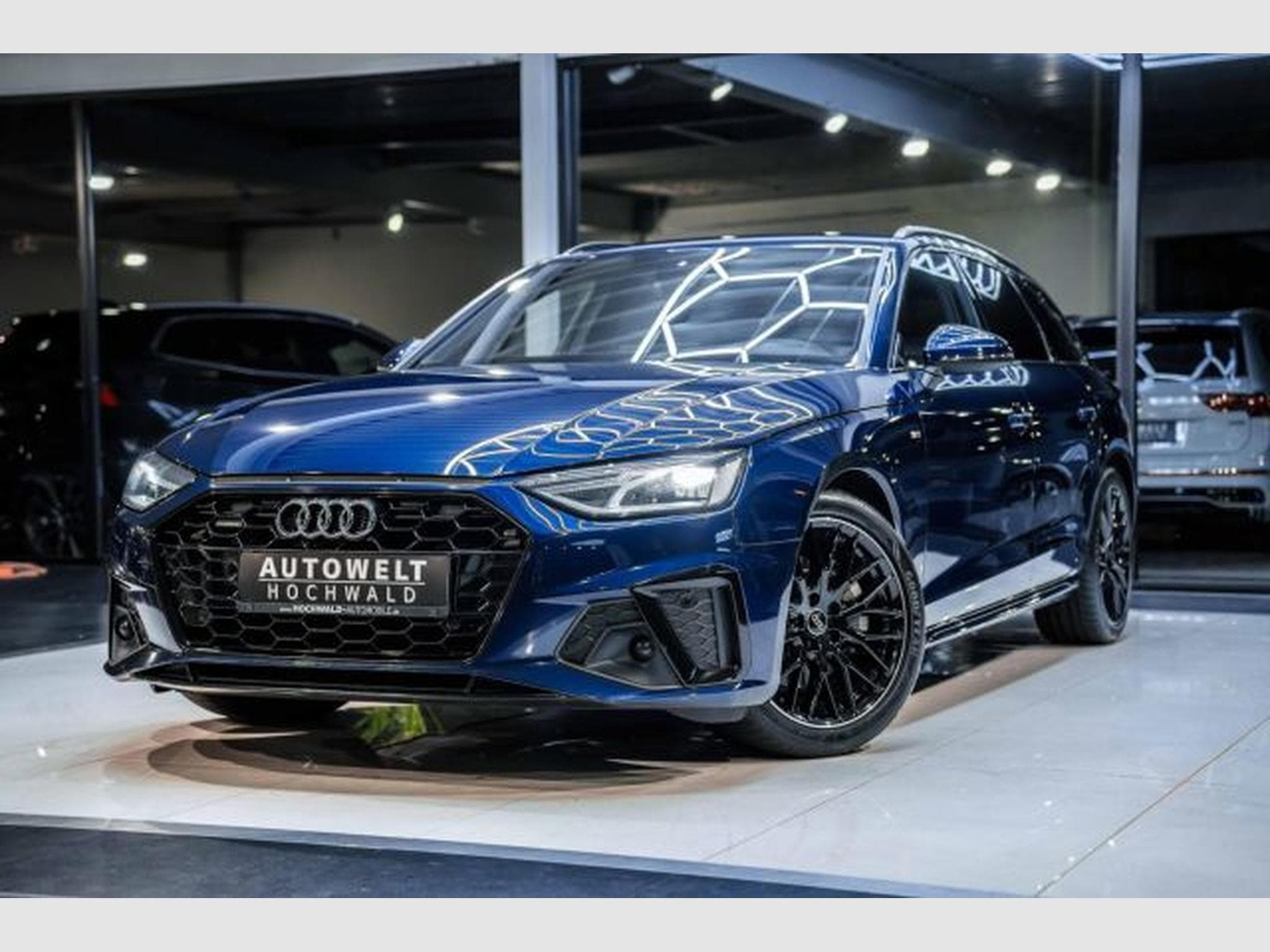 Audi A4 A4 Avant 40 TDI quattro S-Line S-tron LED STAHZG (2023) - Photo 2