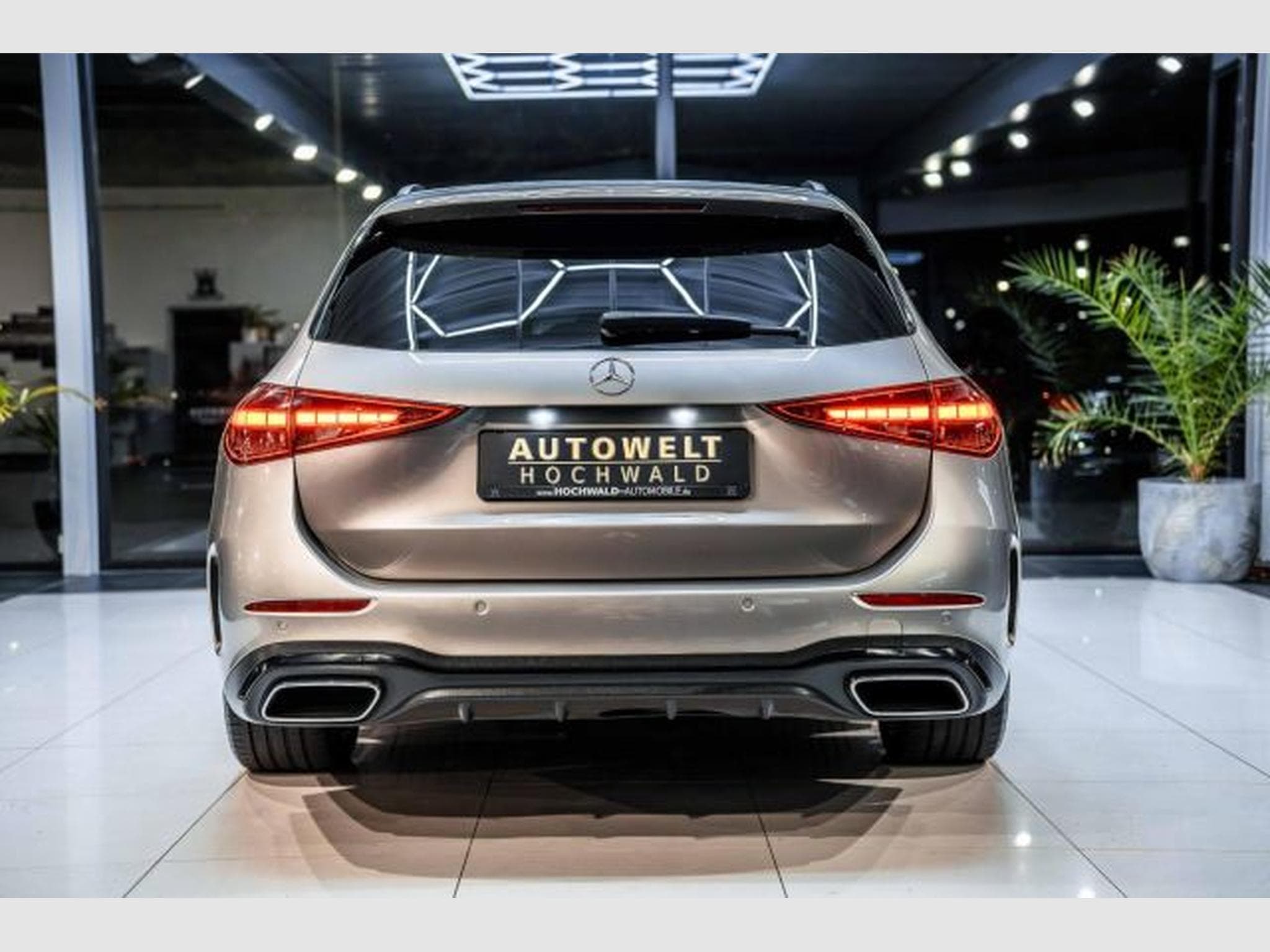 Mercedes C 200 C 200d T 9G-Tronic AMG Line LED AHK Night Burmes (2022) - Photo 12