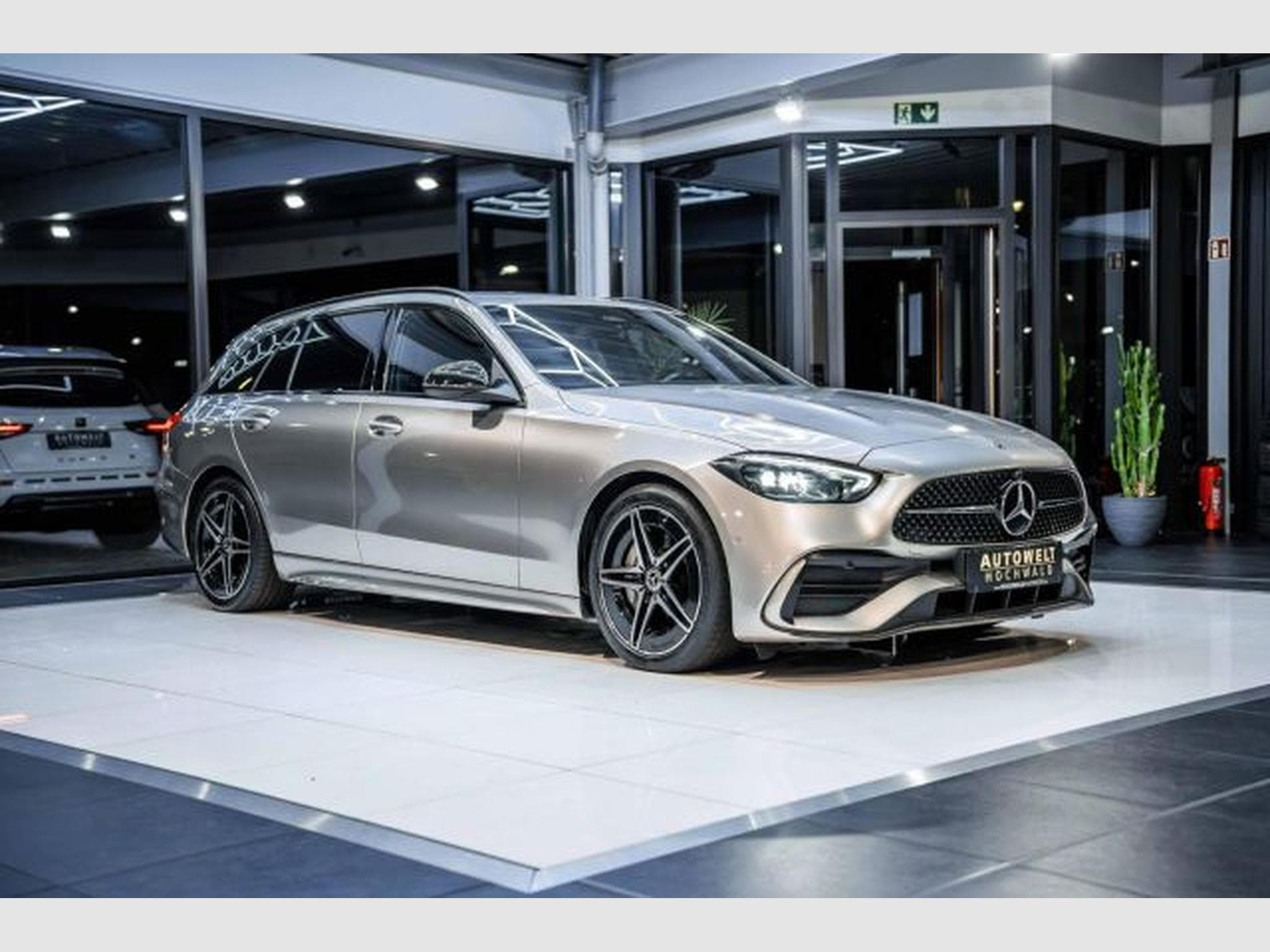 Mercedes C 200 C 200d T 9G-Tronic AMG Line LED AHK Night Burmes (2022) - Photo 6
