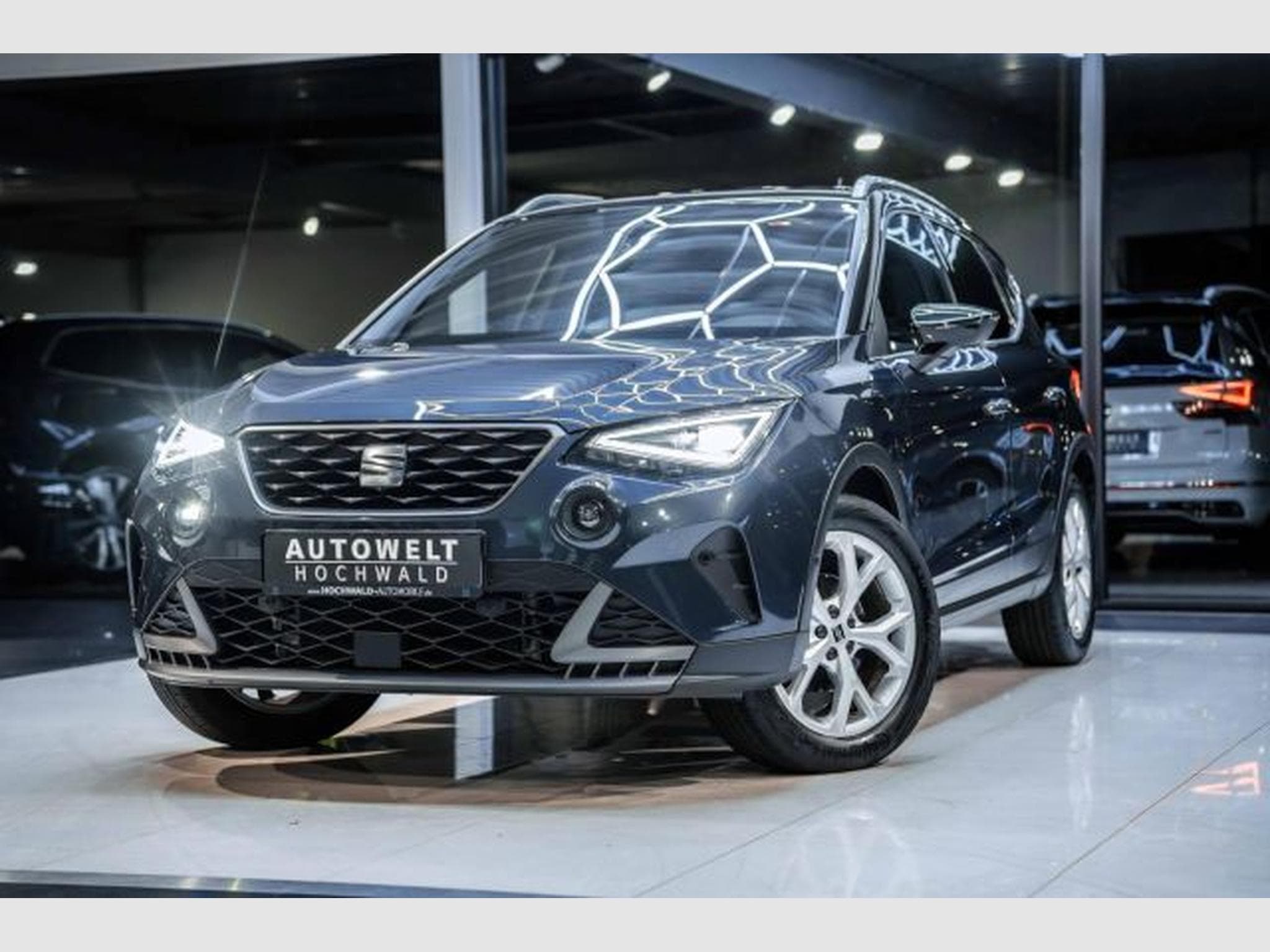 Seat Arona Arona 1.5 TSI DSG FR-Line NAVI LED RFK CarPL AHK (2021) - Photo 2