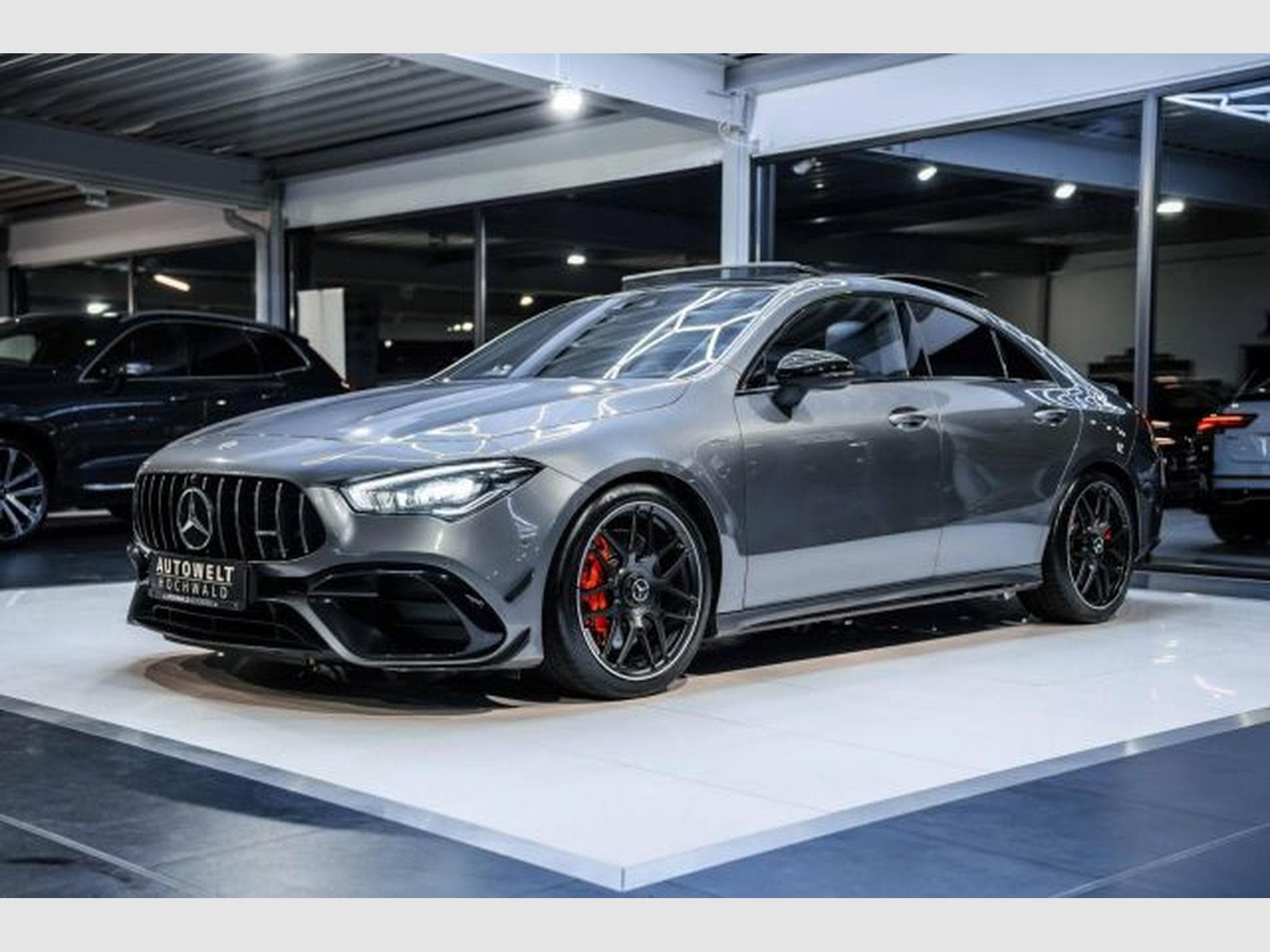 Mercedes CLA 45 AMG CLA 45 AMG+ 4M 8G Aero PANO Burmester HuD Night (2022) - Photo 4