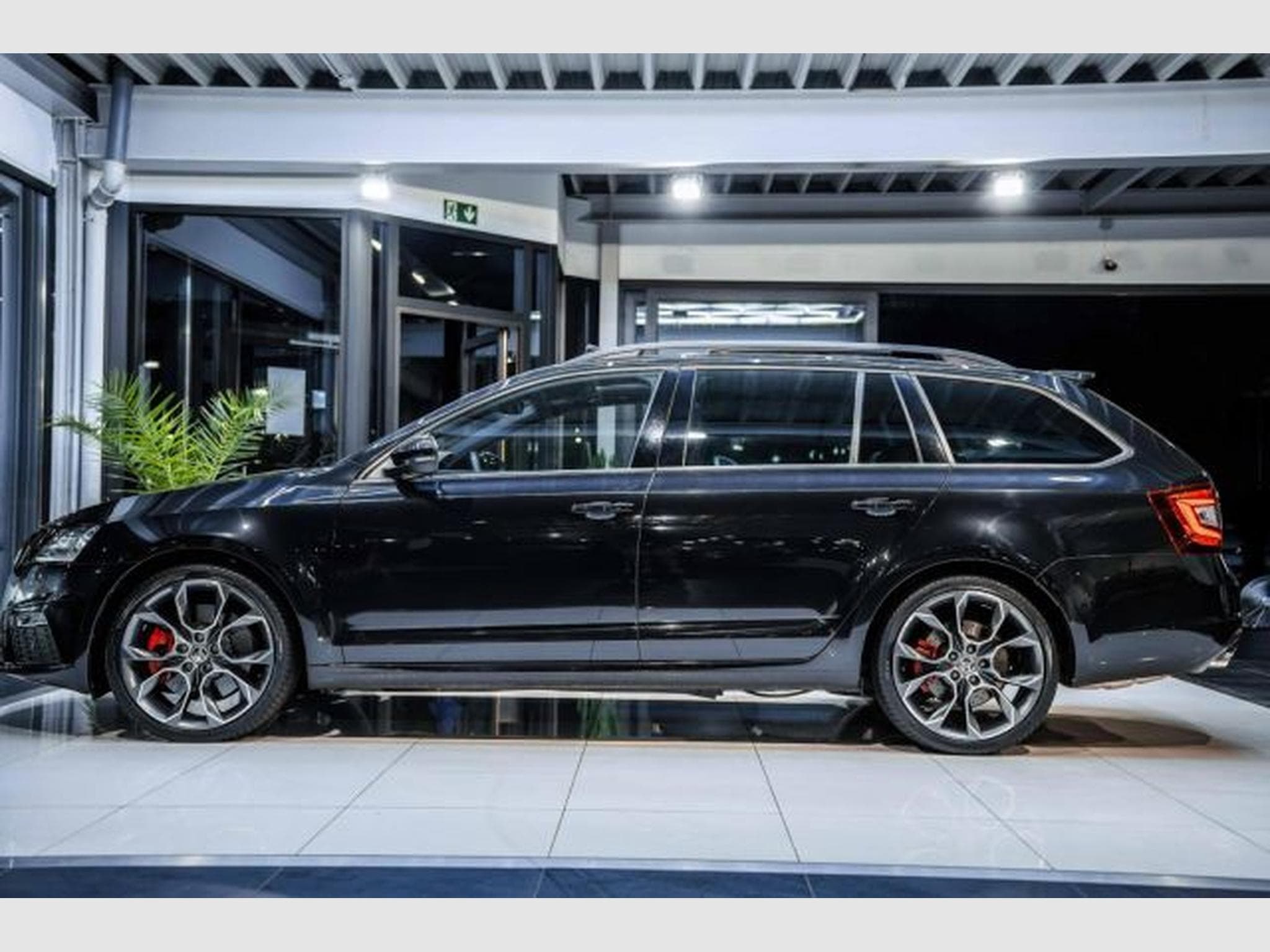 Skoda Octavia Octavia RS 2.0 TSI DSG NAVI LED RFK PANO VIRTUAL (2019) - Foto 11