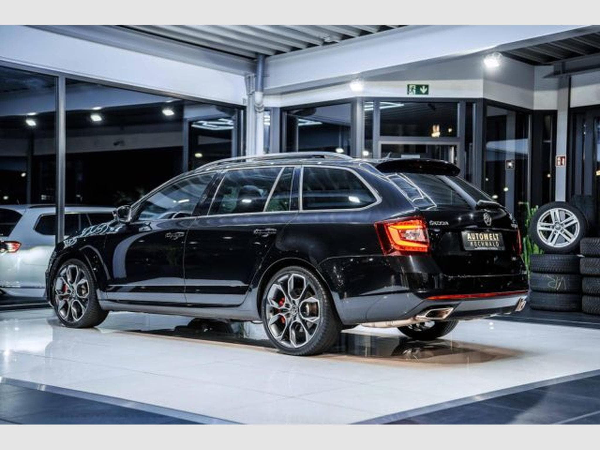 Skoda Octavia Octavia RS 2.0 TSI DSG NAVI LED RFK PANO VIRTUAL (2019) - Foto 12