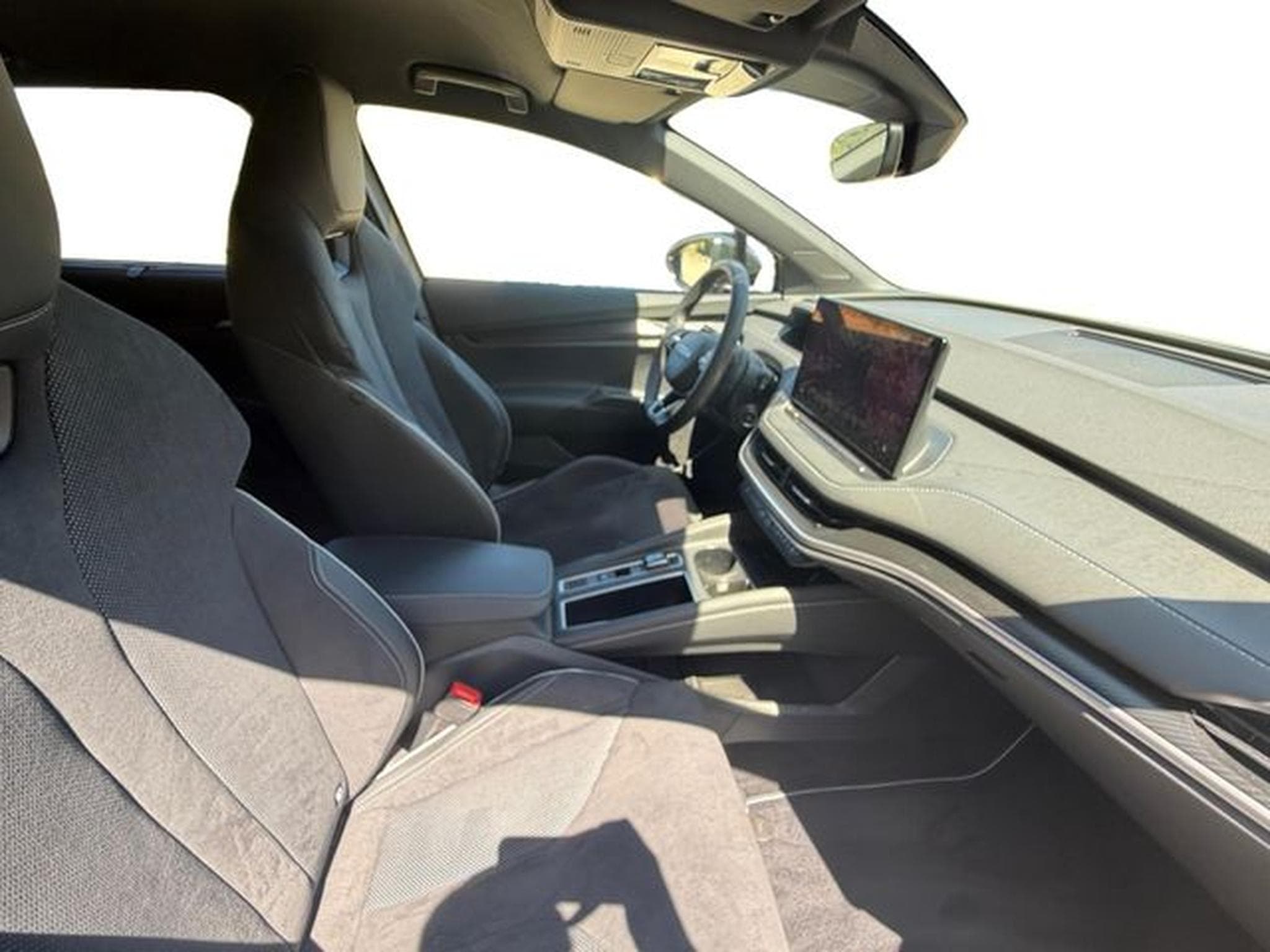 Skoda Enyaq Enyaq 85 Sportline - Wärmepumpe, AHK, Kamera (2025) - Photo 12
