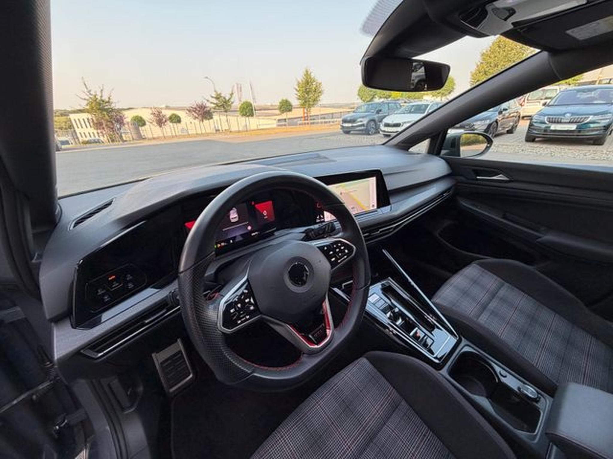 VW Golf Golf VIII DSG GTI IQ-Light Alcantara Virtual (2022) - Photo 11