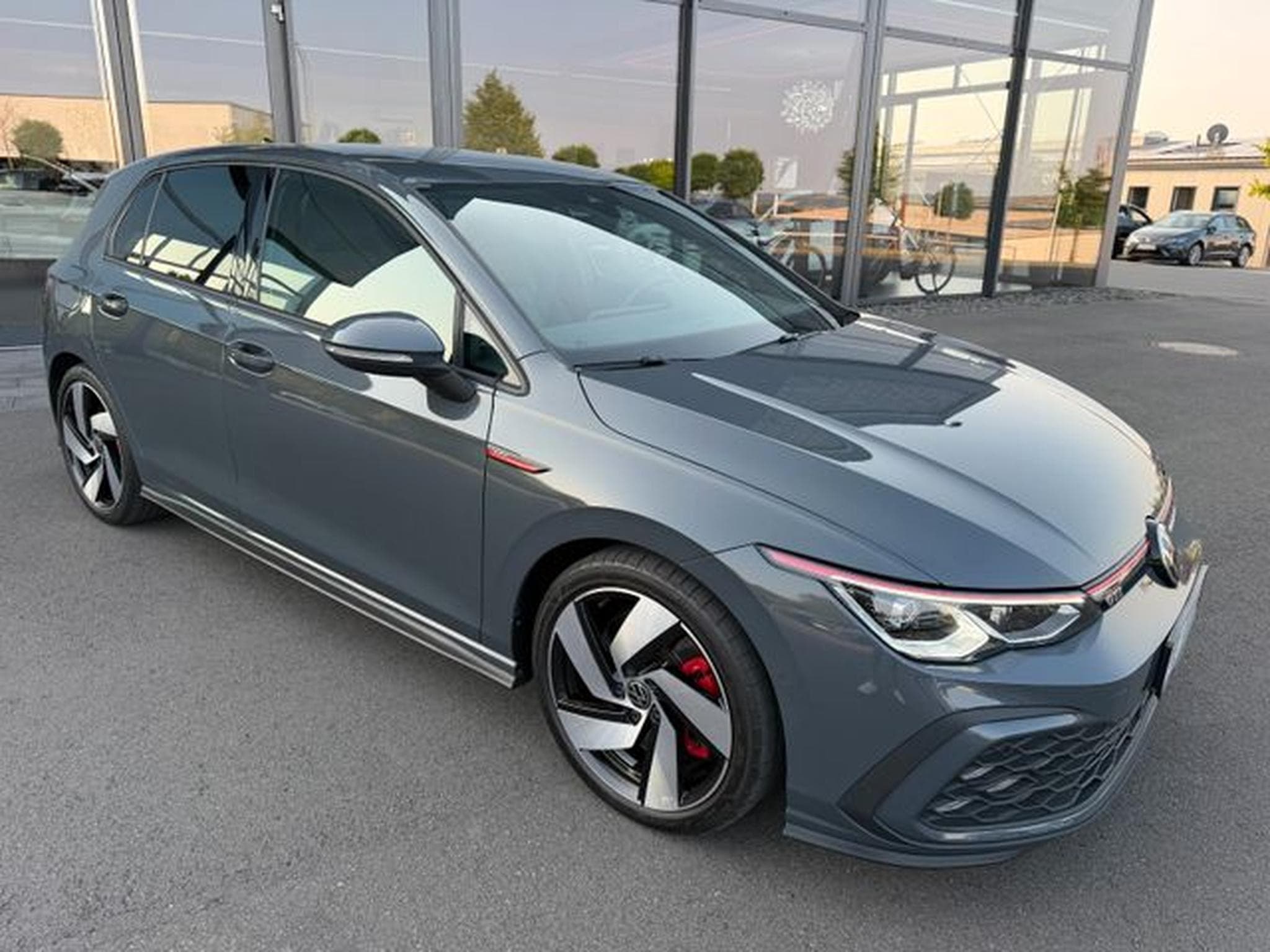 VW Golf Golf VIII DSG GTI IQ-Light Alcantara Virtual (2022) - Photo 4