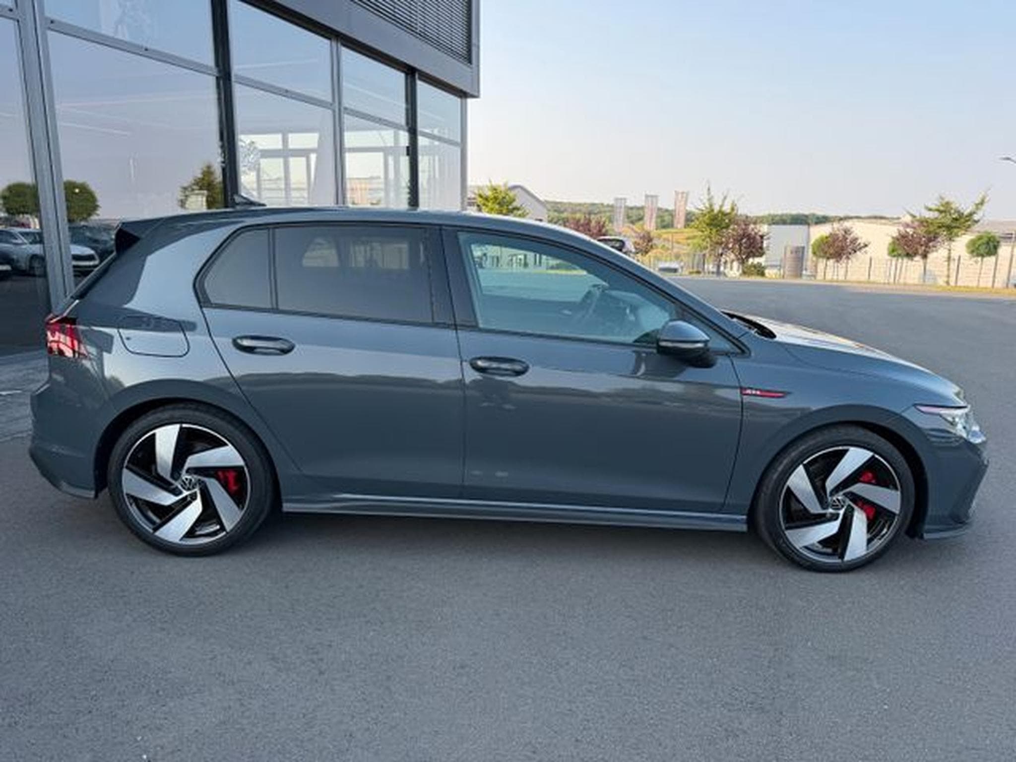 VW Golf Golf VIII DSG GTI IQ-Light Alcantara Virtual (2022) - Photo 5