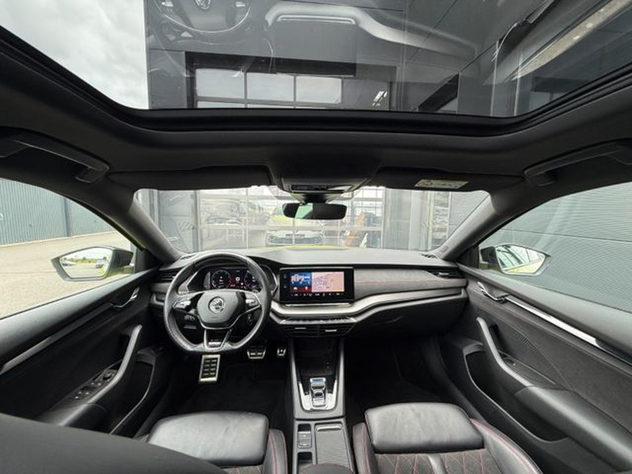 Skoda Octavia Octavia 2,0TSi Kombi RS Pano 19" Leder Massage (2022) - Foto 15