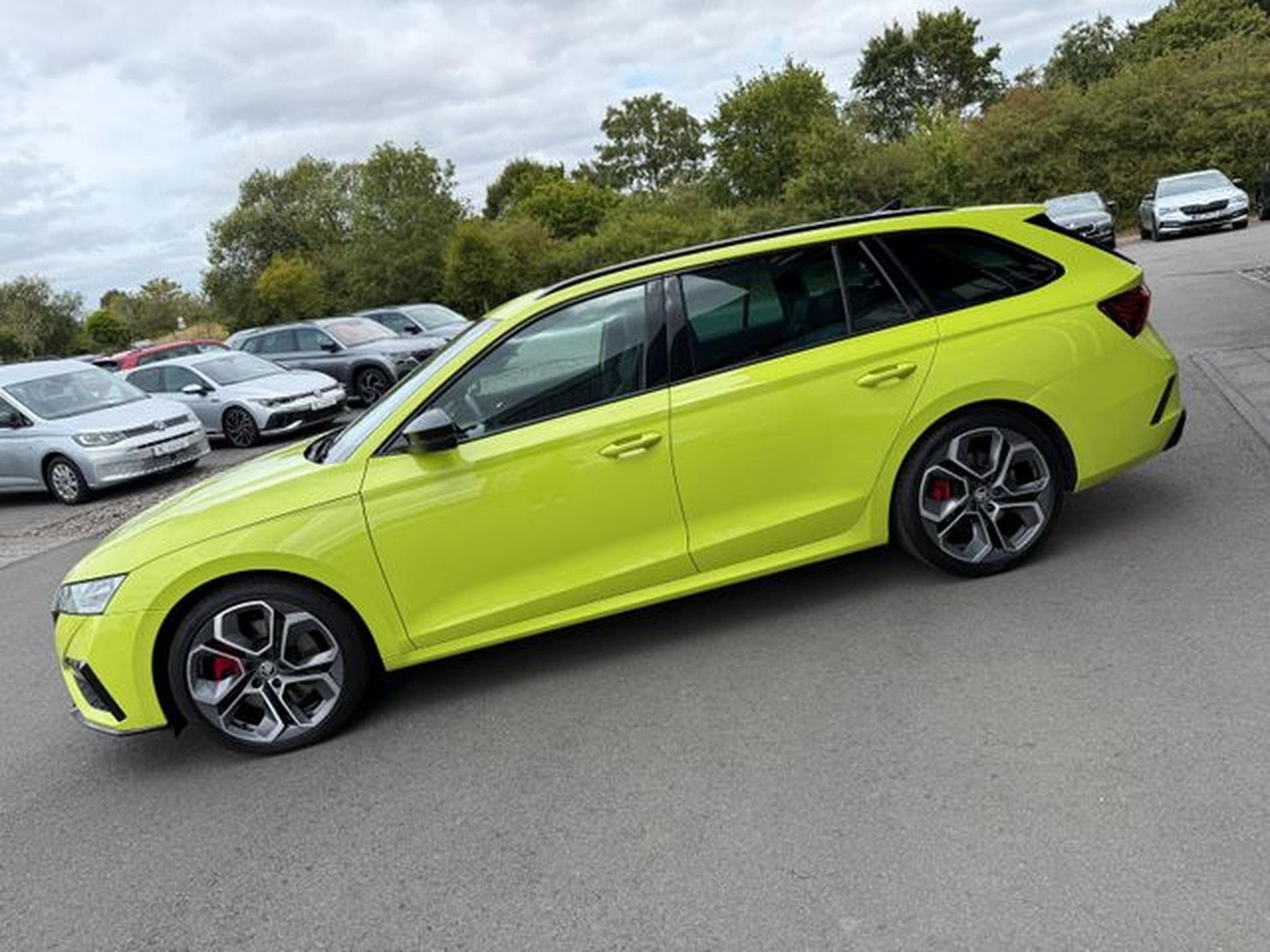Skoda Octavia Octavia 2,0TSi Kombi RS Pano 19" Leder Massage (2022) - Foto 8