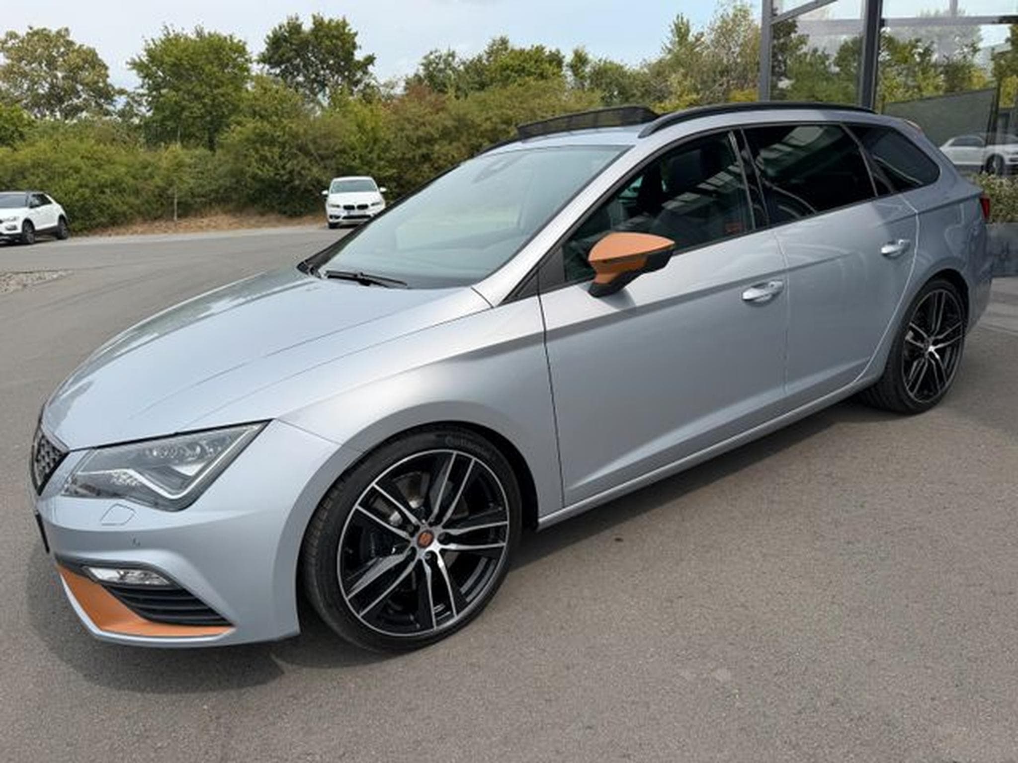 Seat Leon Leon ST Cupra 300PS 4Drive Pano Alcantara Navi (2020) - Foto 1
