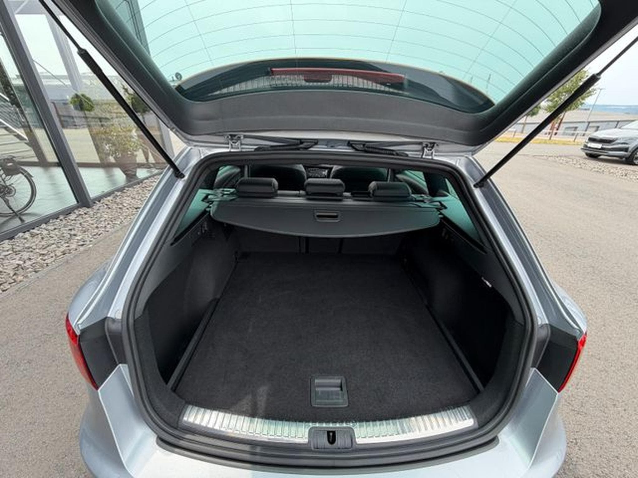 Seat Leon Leon ST Cupra 300PS 4Drive Pano Alcantara Navi (2020) - Foto 12