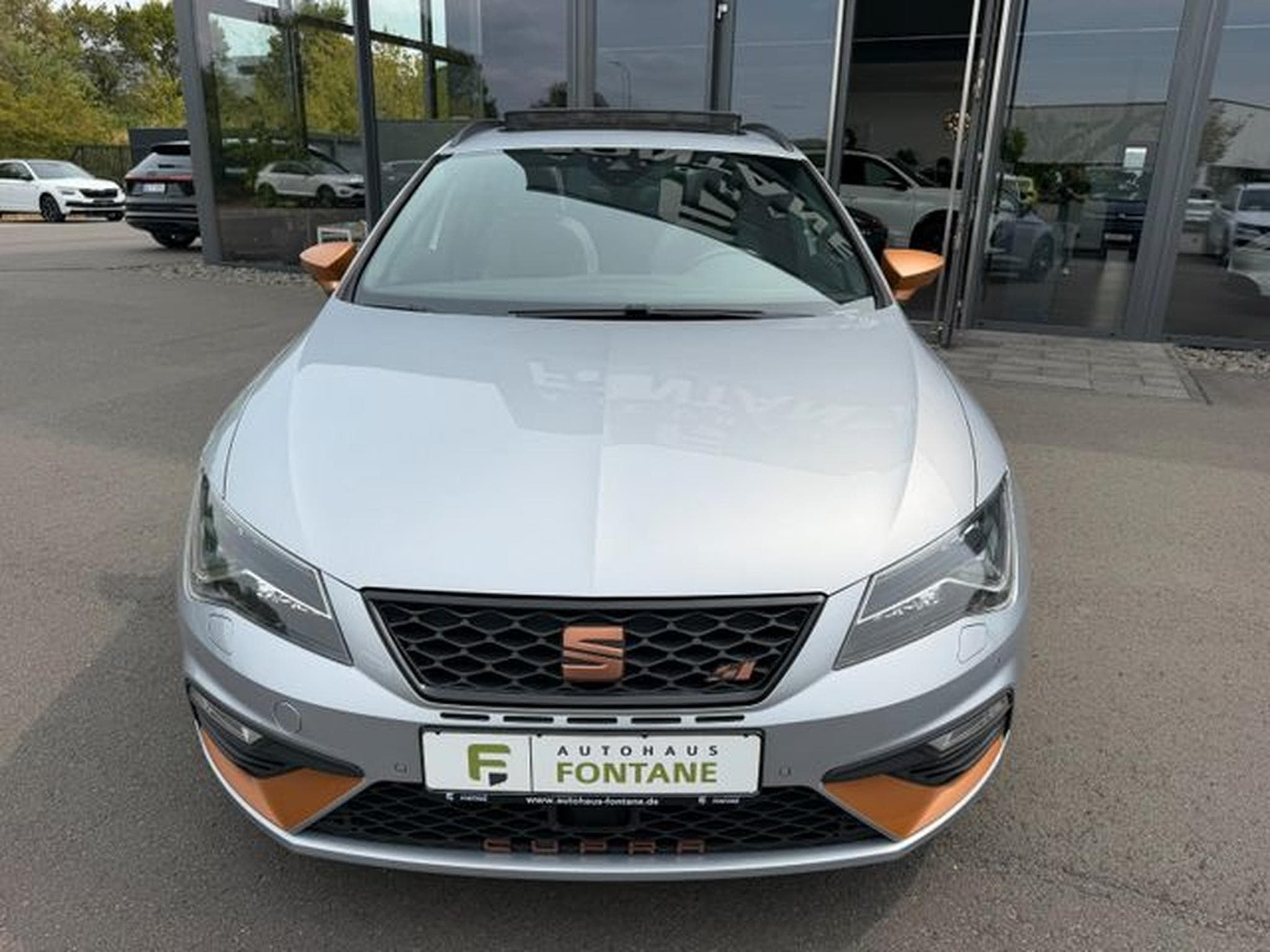 Seat Leon Leon ST Cupra 300PS 4Drive Pano Alcantara Navi (2020) - Foto 2