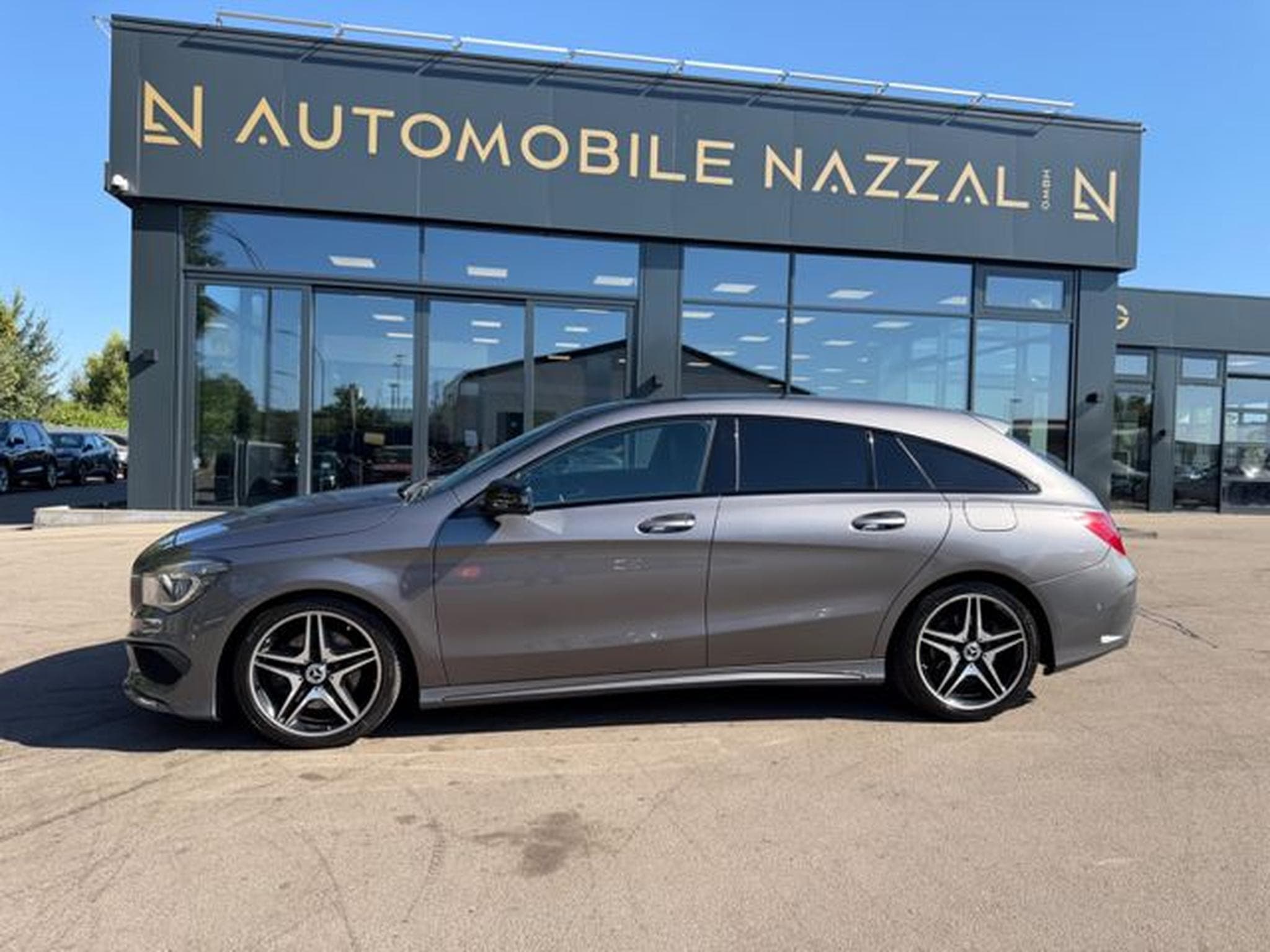 Mercedes CLA CLA 250 SHOOTING BRAKE AMG-LINE *AUT*NAVI*PANO* (2016) - Foto 12