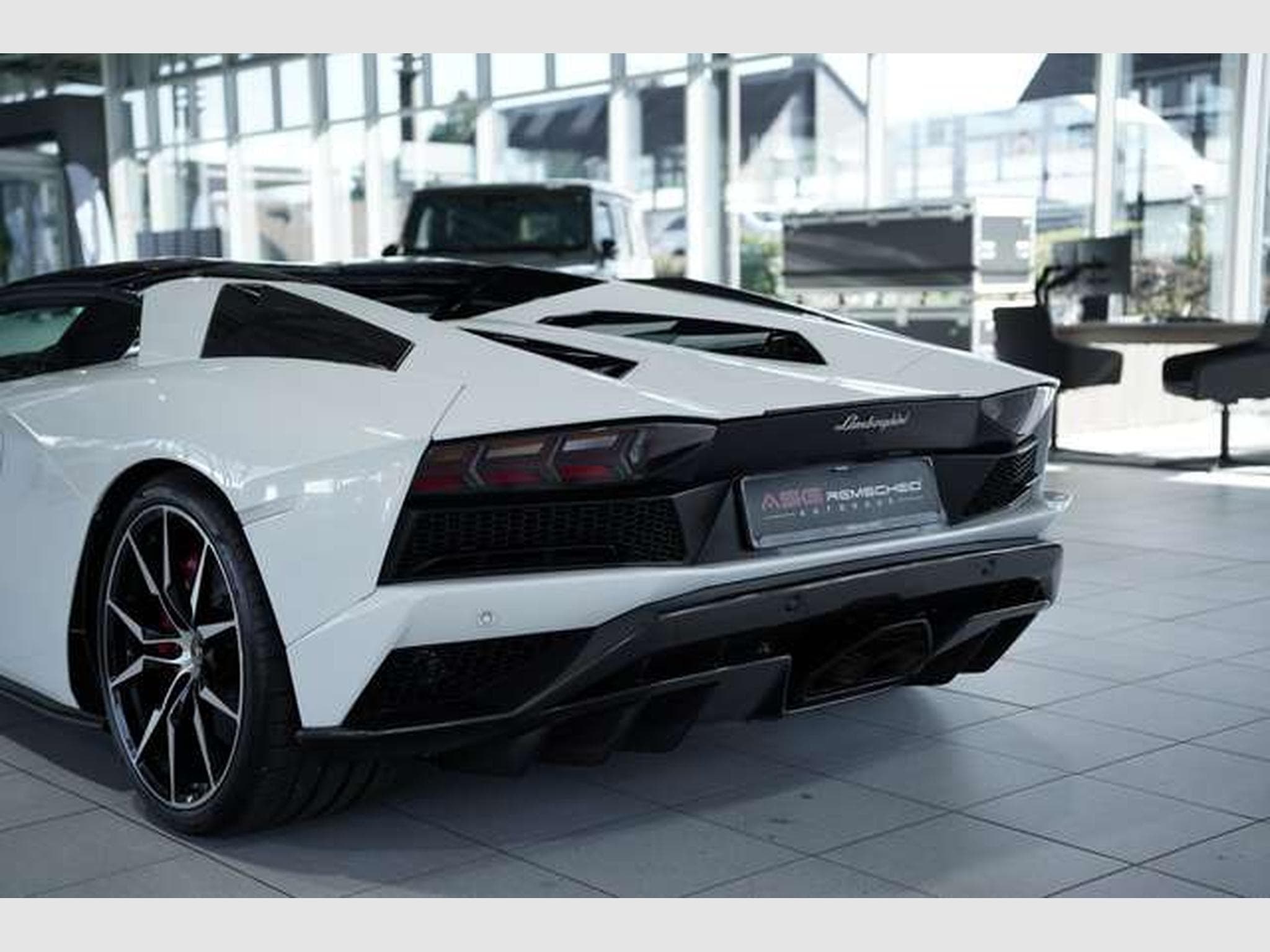 Lamborghini Aventador S Roadster *2.H *Carbon* LIFT* Dt.Fzg* (2019) - Photo 19