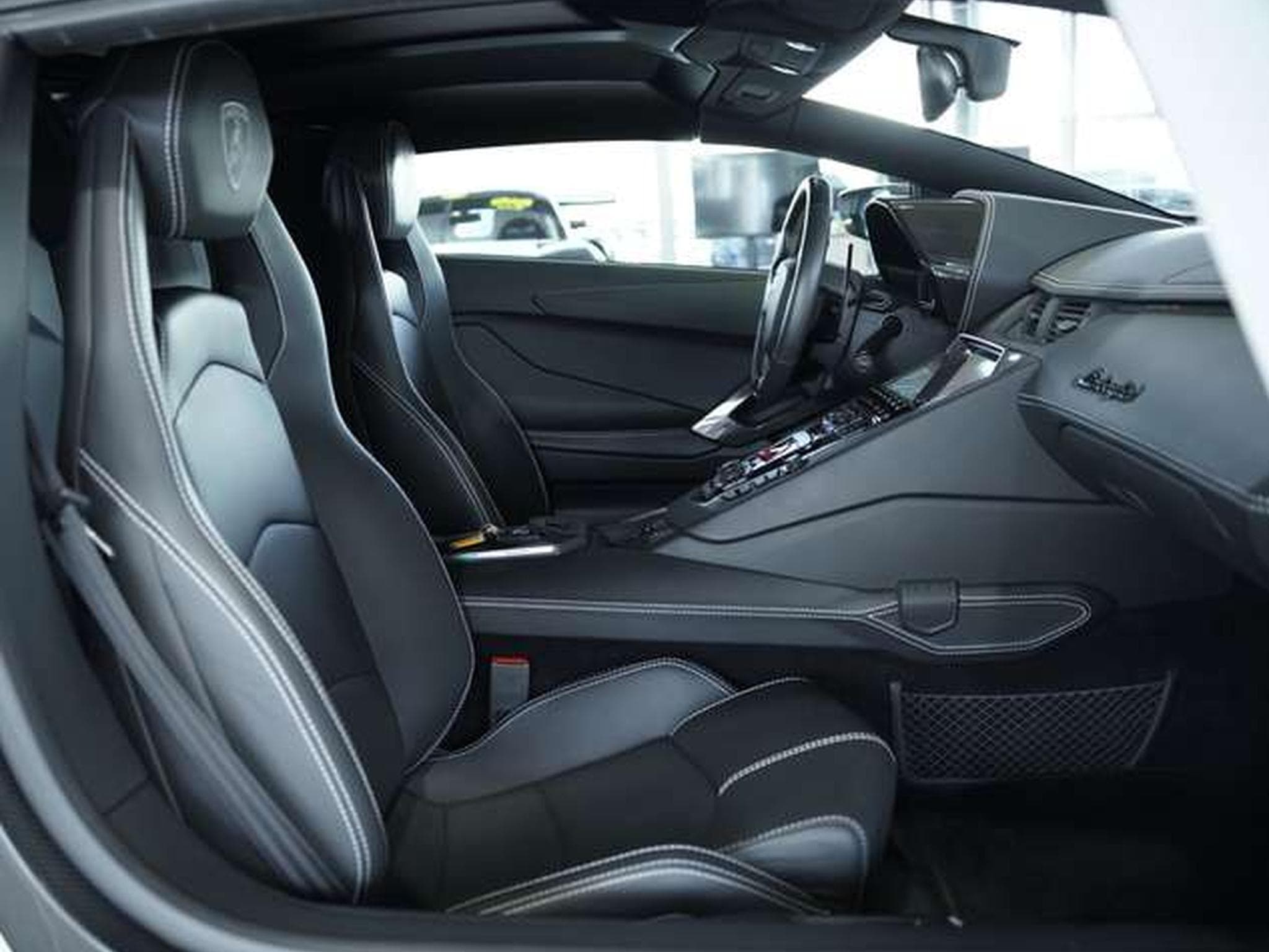 Lamborghini Aventador S Roadster *2.H *Carbon* LIFT* Dt.Fzg* (2019) - Photo 36
