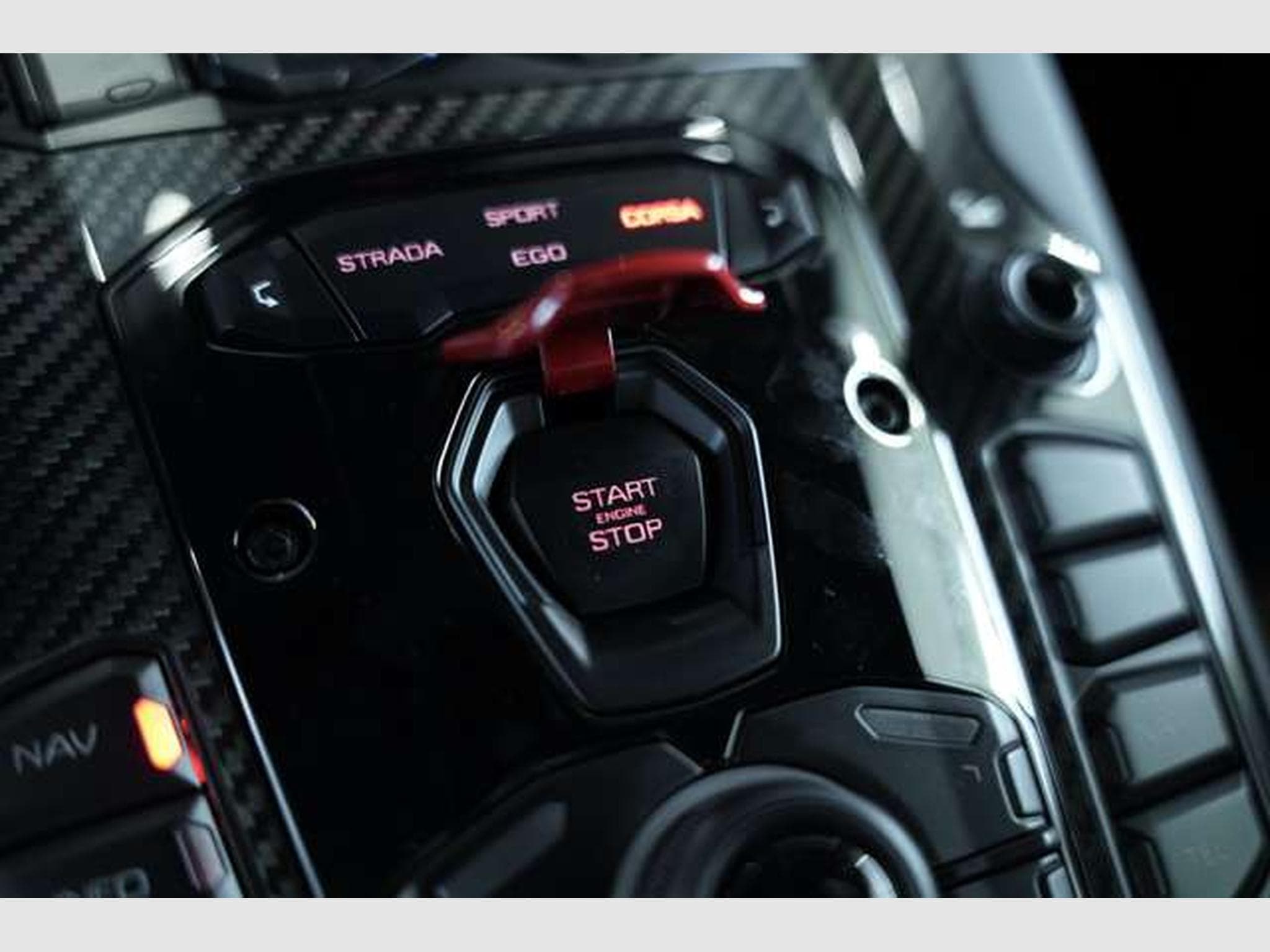 Lamborghini Aventador S Roadster *2.H *Carbon* LIFT* Dt.Fzg* (2019) - Photo 45