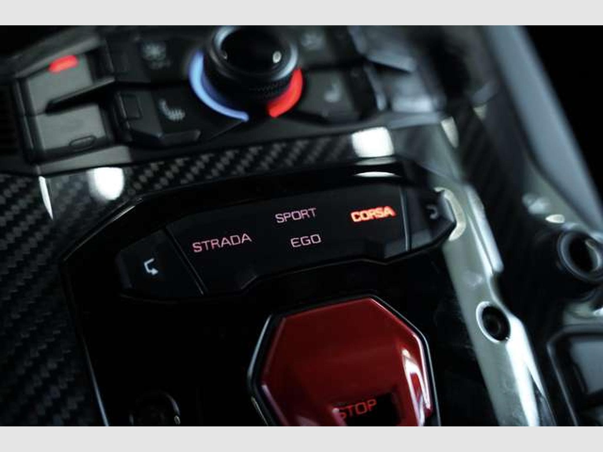 Lamborghini Aventador S Roadster *2.H *Carbon* LIFT* Dt.Fzg* (2019) - Photo 46