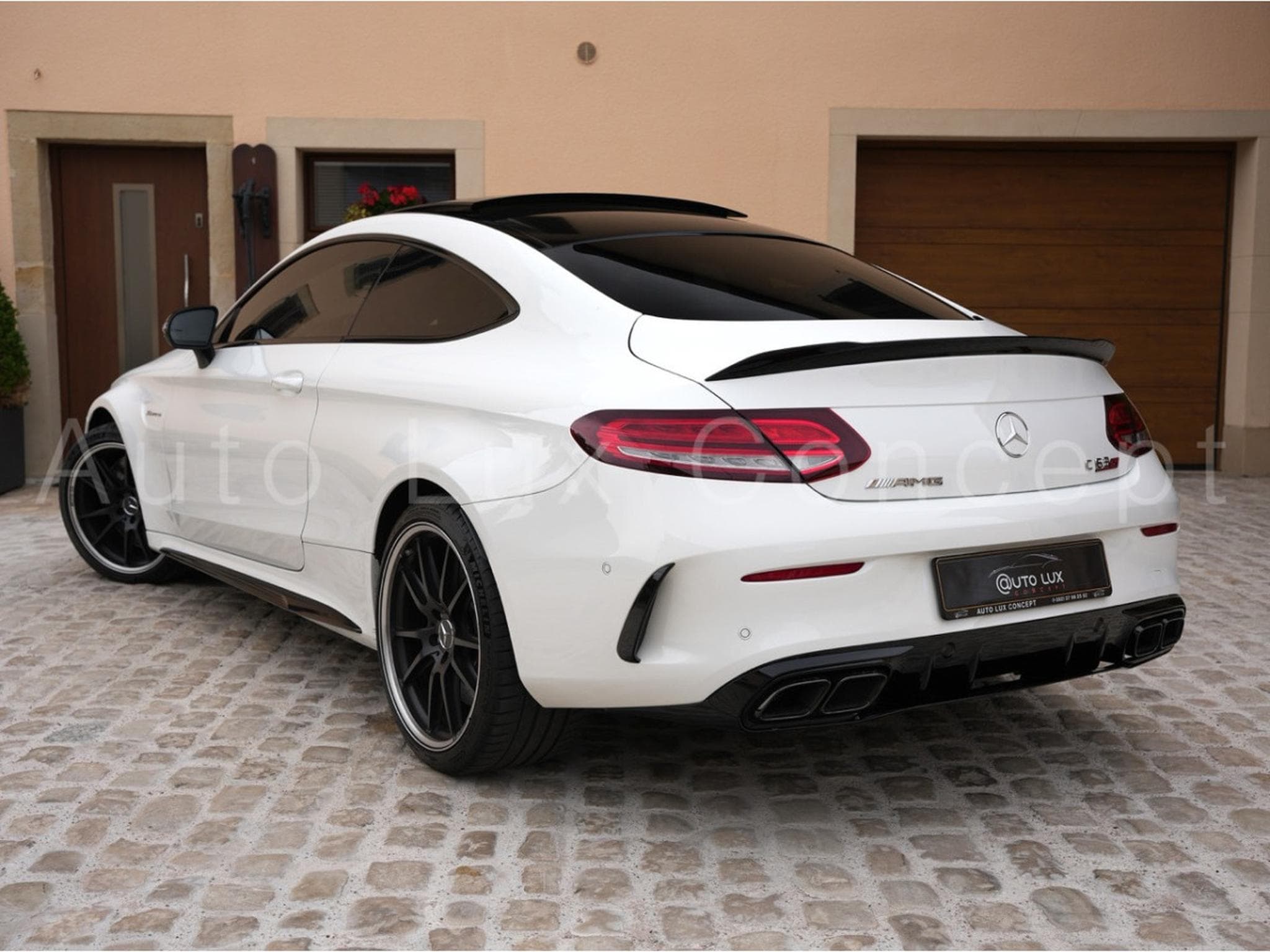 Mercedes C 63 AMG S Coupé (2020) - Photo 4