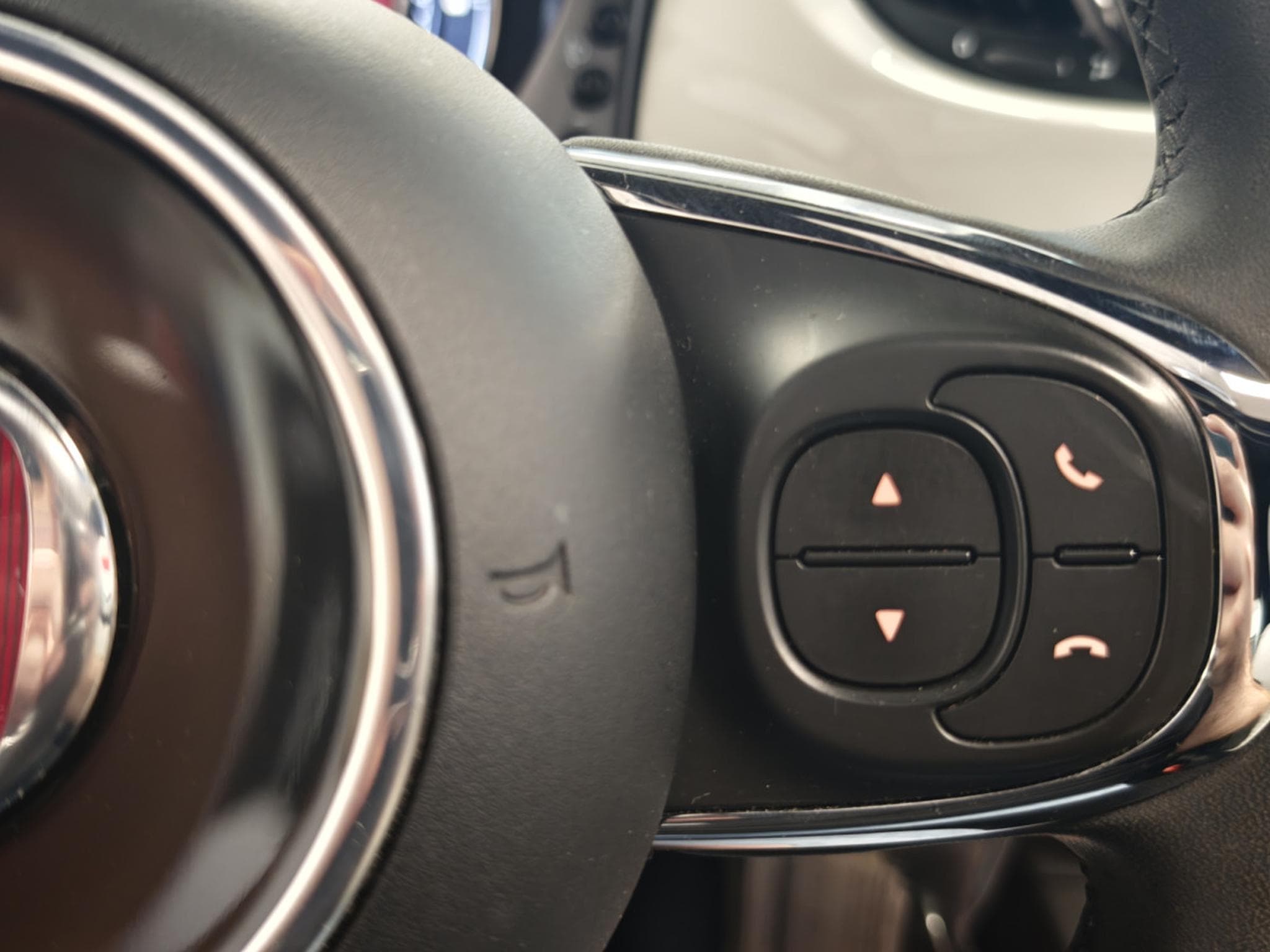 Fiat 500 Dolcevita 1.0 Hybride (2022) - Photo 15