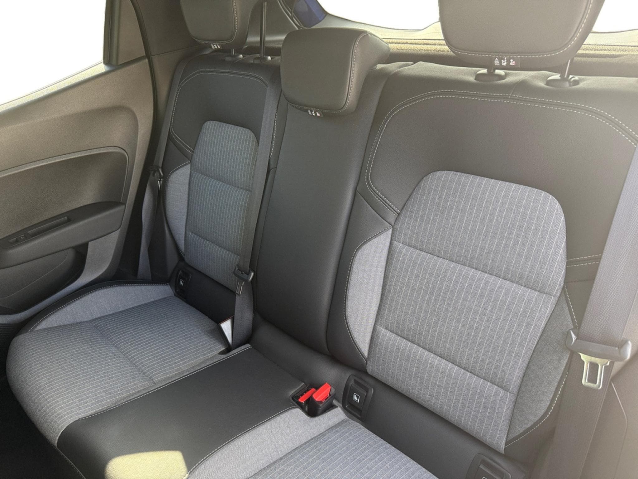 Renault Clio 1.6i Techno E-Tech Full Hybrid (2025) - Photo 5