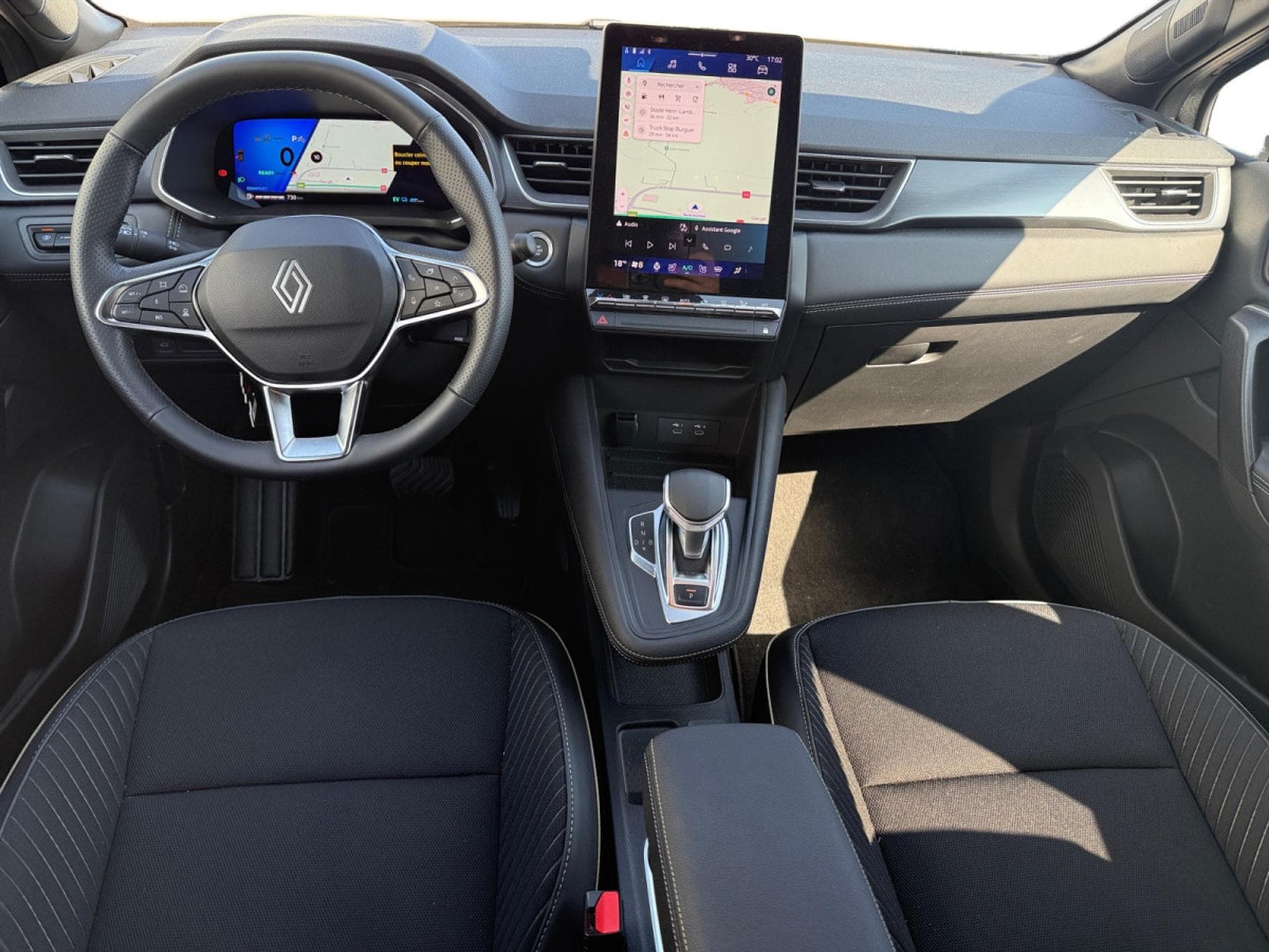 Renault Symbioz Iconic E-Tech full hybrid 145 hp (2025) - Photo 7