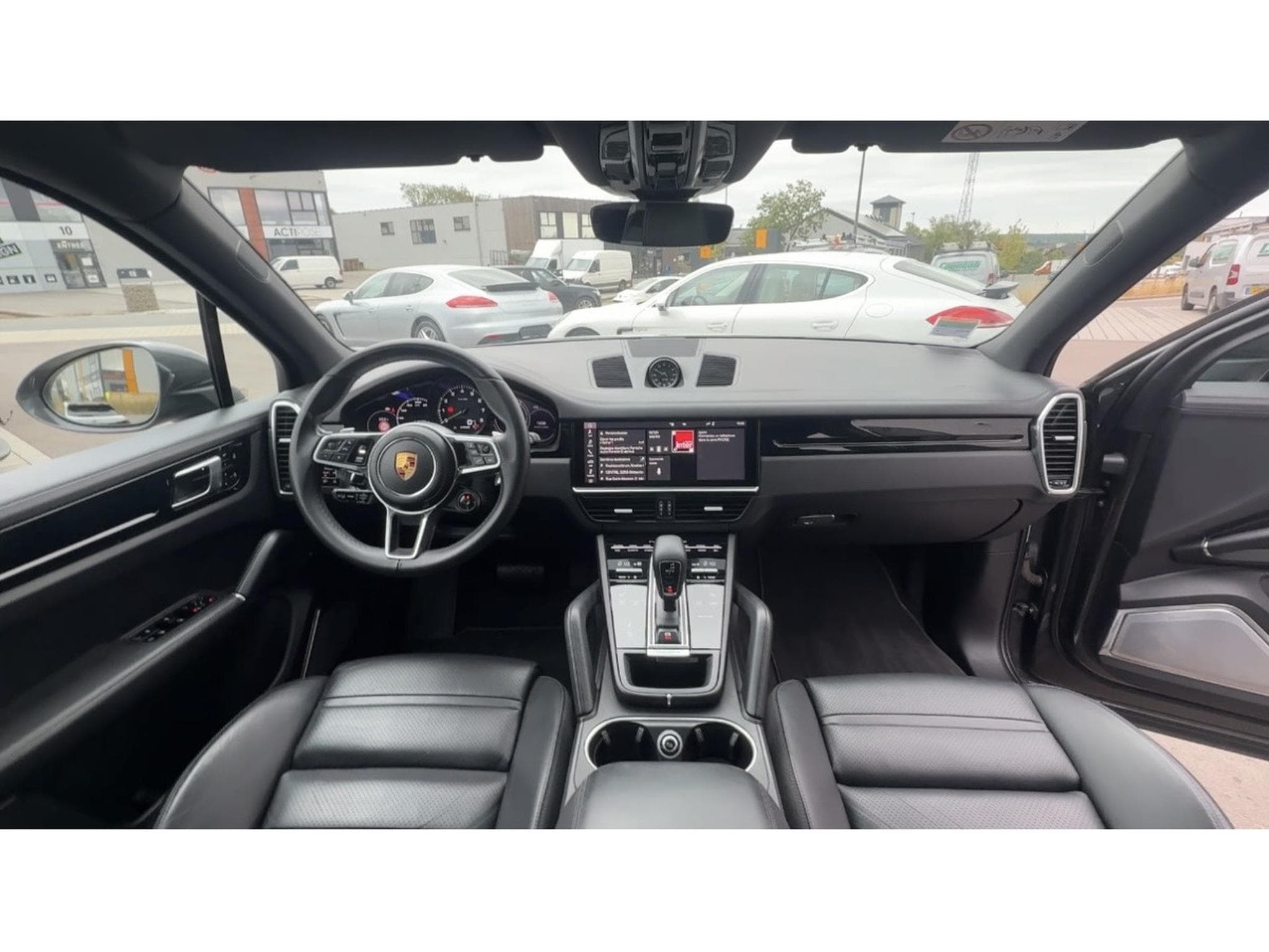 Porsche Cayenne E-HYBRID/Panorama/22/LUFT/*VOLL* (2021) - Photo 4
